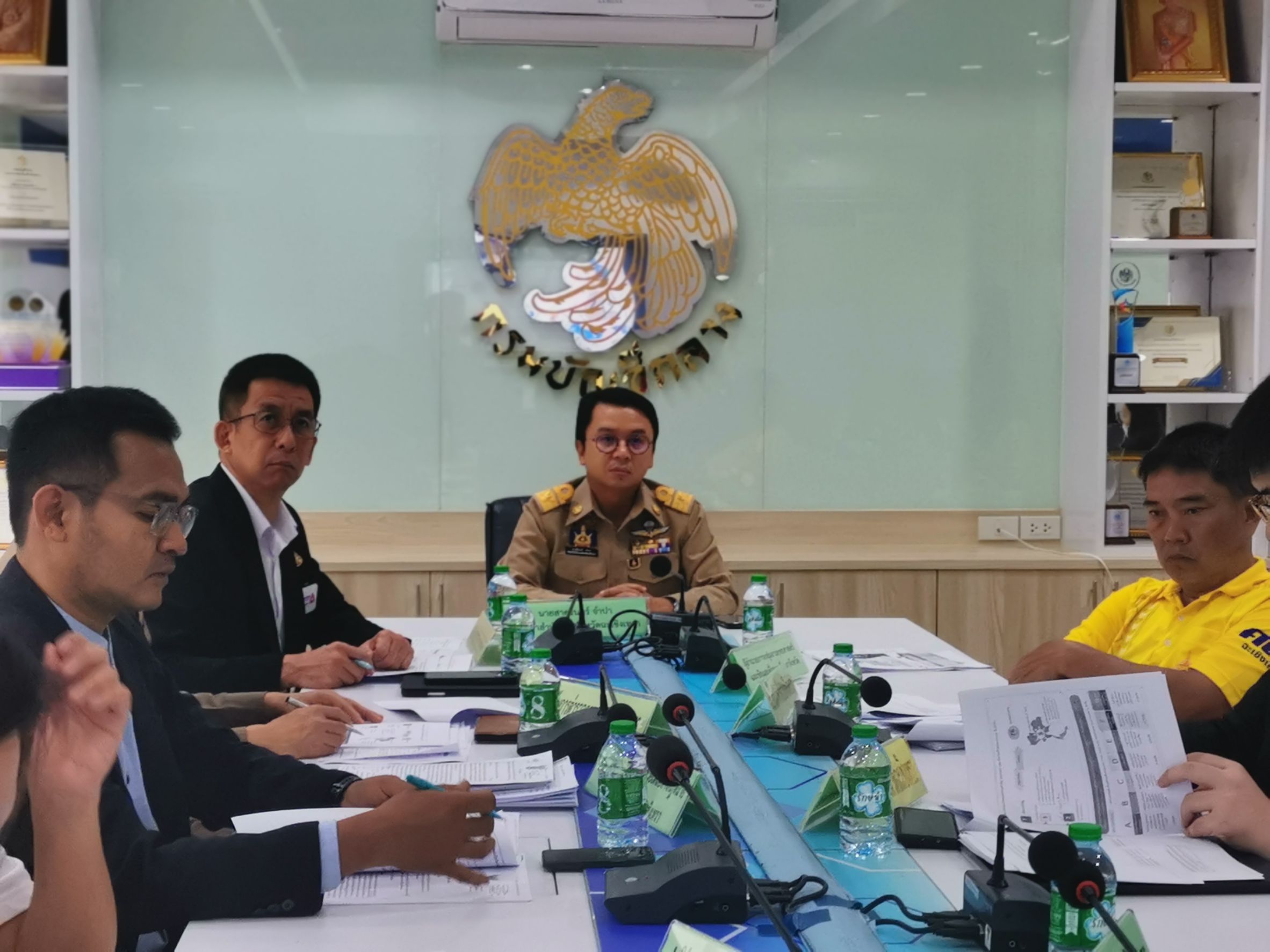 พช.ฉะเชิงเทรา ร่วมประชุมชี้แจงรายละเอียดการดำเนินงานนโยบายการจัดการปัญหาหนี้นอกระบบ