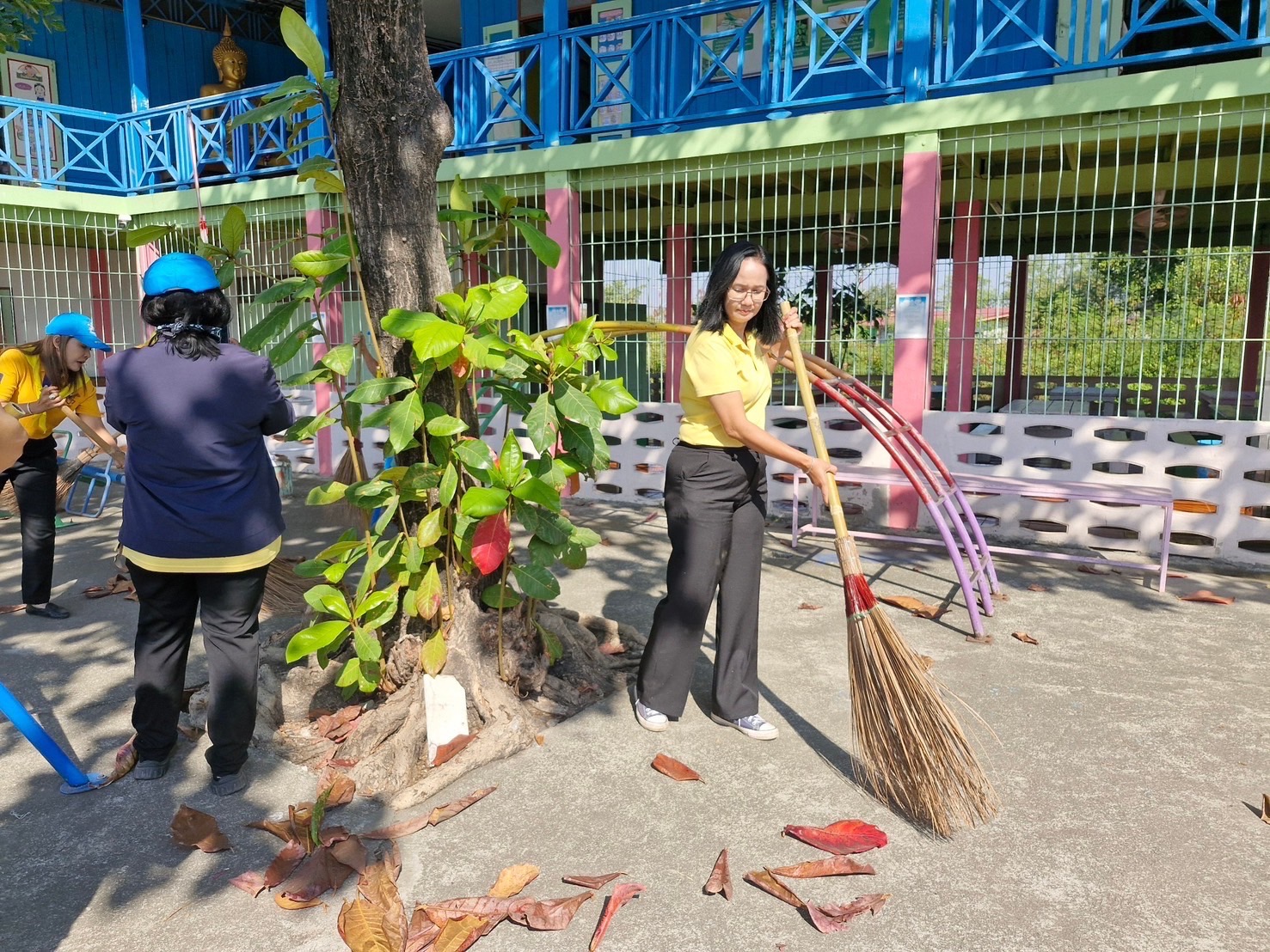 🍀☘️พช.ฉะเชิงเทรา ร่วมกิจกรรมปลูกจิตสำนึกการป้องกันการทุจริตและประพฤติมิชอบ บ้านหมู่ใหญ่ หมู่ที่ 3 ตำบลแสนภูดาษ อำเภอบ้านโพธิ์ จังหวัดฉะเชิงเทรา