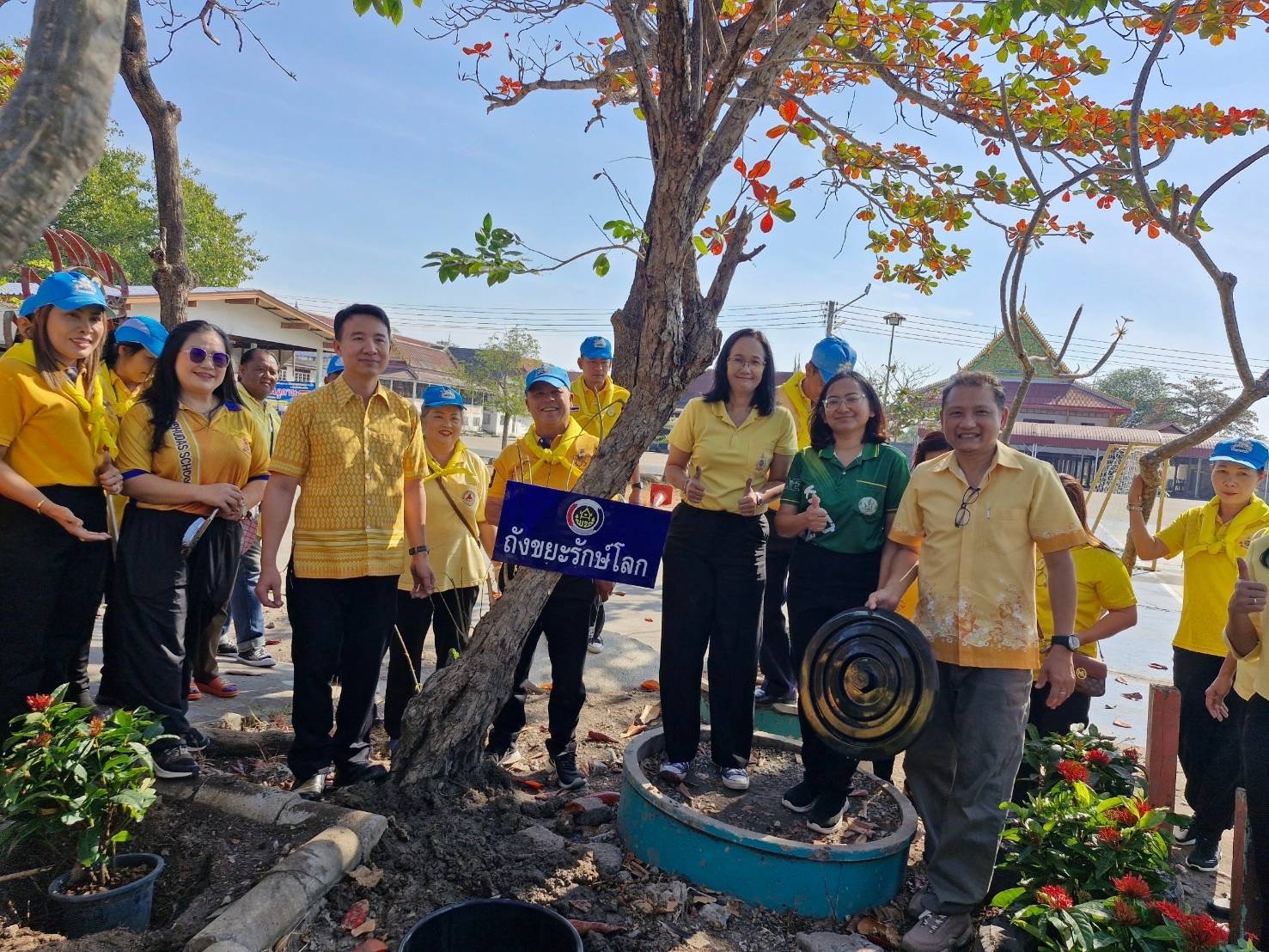 🍀☘️พช.ฉะเชิงเทรา ร่วมกิจกรรมปลูกจิตสำนึกการป้องกันการทุจริตและประพฤติมิชอบ บ้านหมู่ใหญ่ หมู่ที่ 3 ตำบลแสนภูดาษ อำเภอบ้านโพธิ์ จังหวัดฉะเชิงเทรา