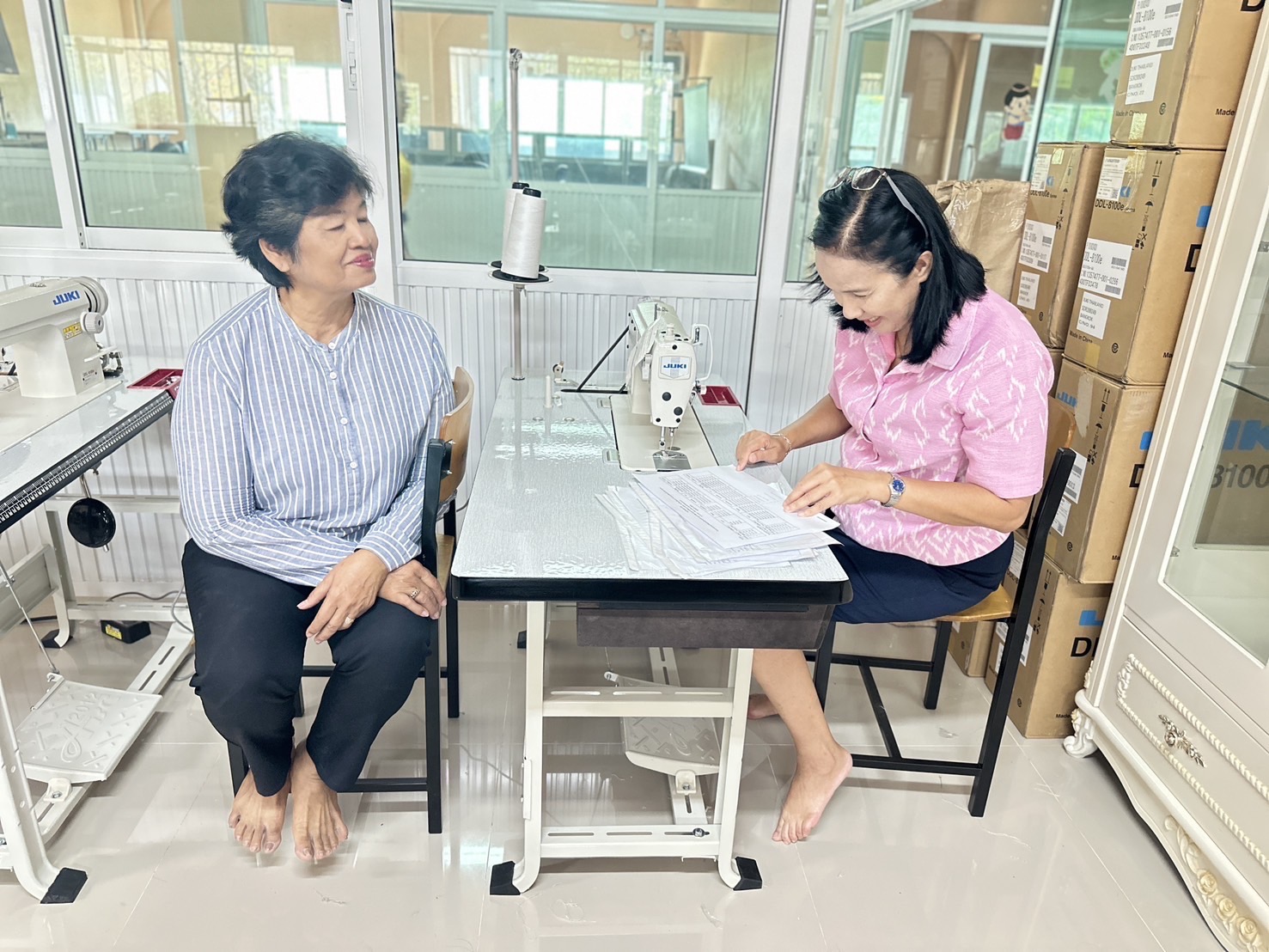 🍀☘️พช.ฉะเชิงเทรา ลงพื้นที่ติดตามกลุ่มเย็บจักรตำบลท่าข้าม อำเภอบางปะกง จังหวัดฉะเชิงเหรา