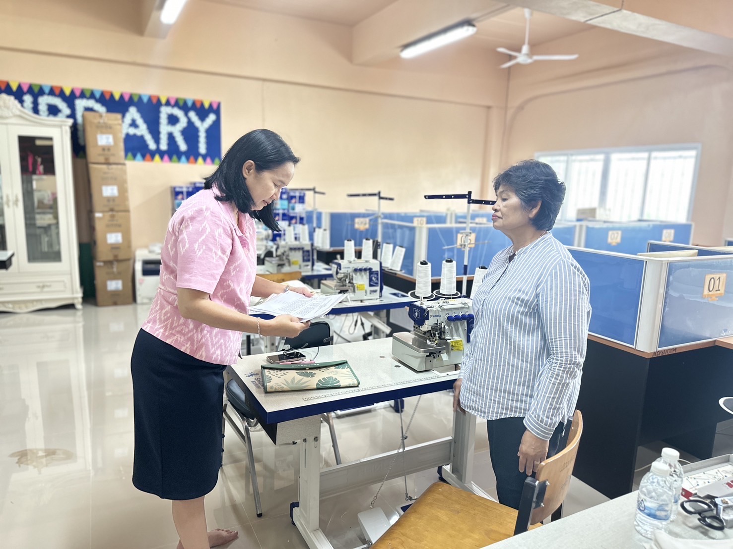 🍀☘️พช.ฉะเชิงเทรา ลงพื้นที่ติดตามกลุ่มเย็บจักรตำบลท่าข้าม อำเภอบางปะกง จังหวัดฉะเชิงเหรา