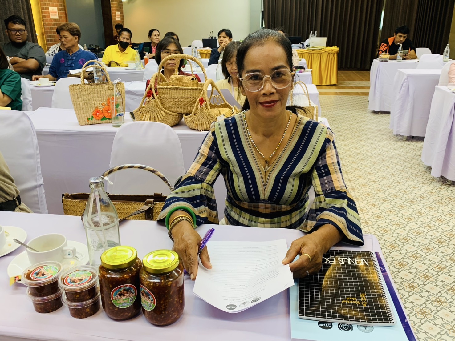 🕸️พช.ฉะเชิงเทรา ดำเนินโครงการพัฒนาศักยภาพเครือข่ายองค์ความรู้ (Knowledge Based OTOP : KBO) จังหวัด กิจกรรมประชุมเชิงปฏิบัติการให้ความรู้แก่ผู้ผลิต ผู้ประกอบการ OTOP