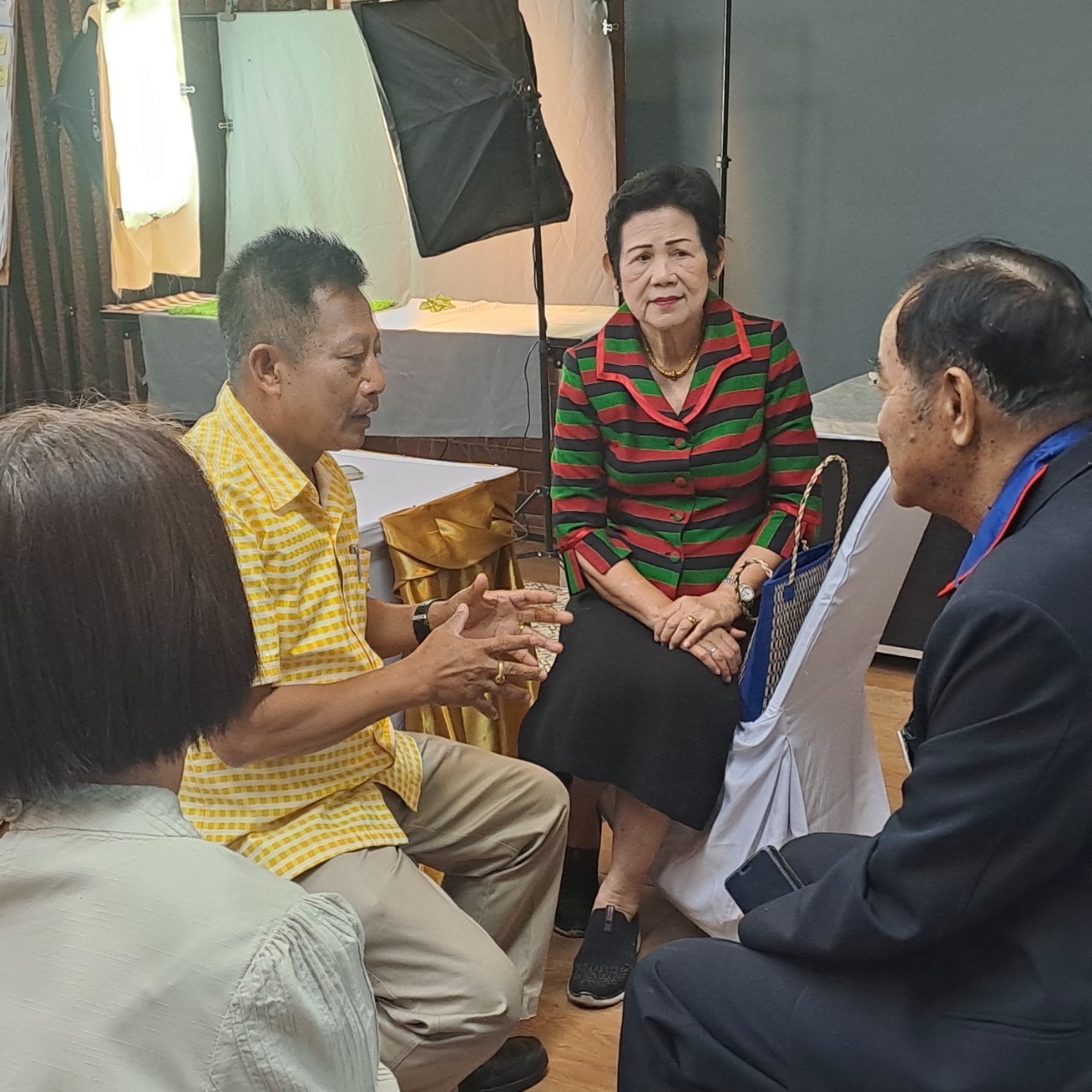 🕸️พช.ฉะเชิงเทรา ดำเนินโครงการพัฒนาศักยภาพเครือข่ายองค์ความรู้ (Knowledge Based OTOP : KBO) จังหวัด กิจกรรมประชุมเชิงปฏิบัติการให้ความรู้แก่ผู้ผลิต ผู้ประกอบการ OTOP (วันที่สอง)