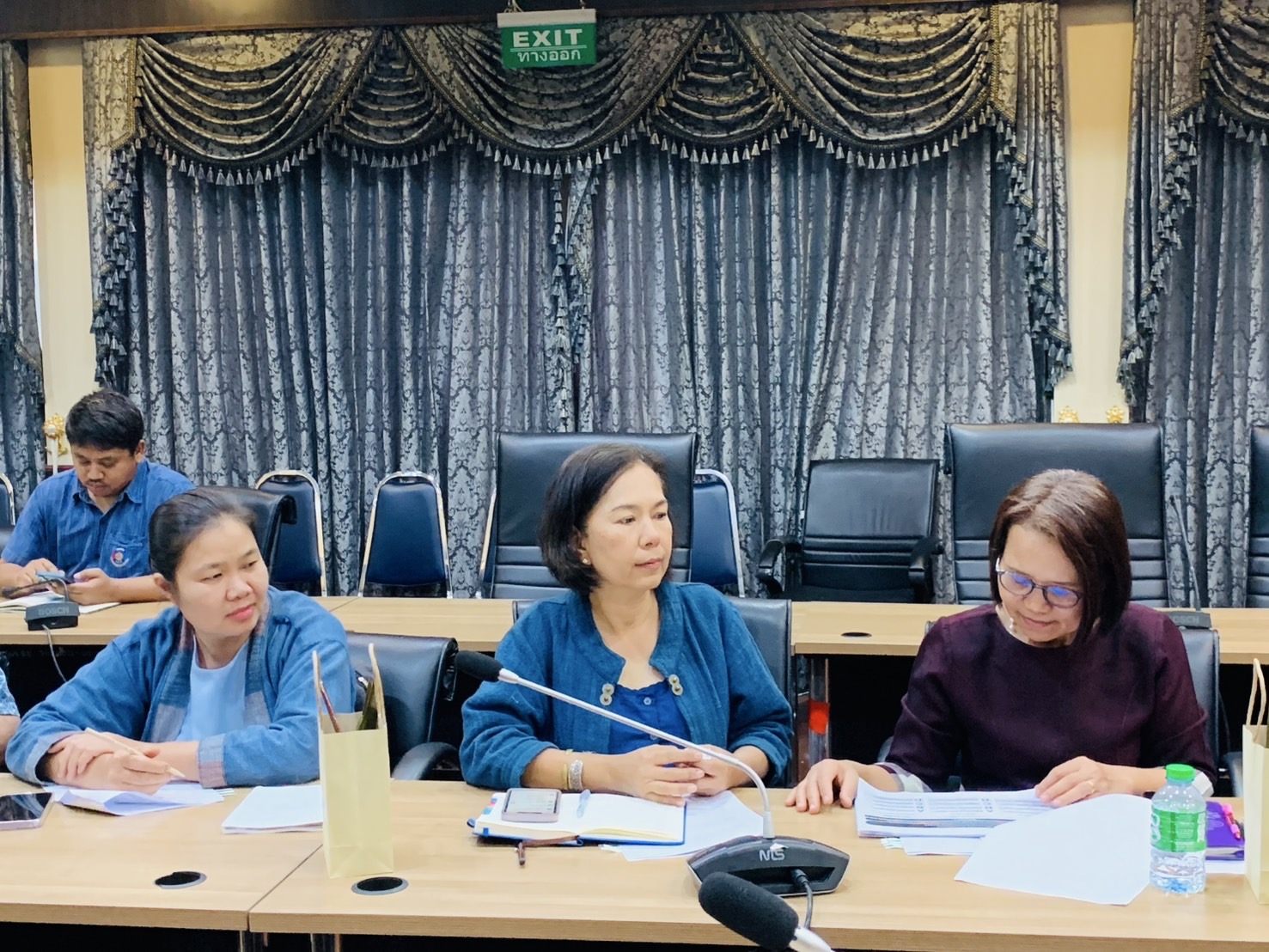 🤝พช.ฉะเชิงเทรา ผสานพลังคณะกรรมการเครือข่ายกลุ่มอาชีพ ผู้ผลิต และผู้ประกอบการ หนึ่งตำบล หนึ่งผลิตภัณฑ์ ระดับจังหวัด และคณะกรรมการบริษัท ประชารัฐรักสามัคคีฉะเชิงเทราฯ ขับเคลื่อนงานหนึ่งตำบล หนึ่งผลิตภัณฑ์ จังหวัดฉะเชิงเทรา ประจำปีงบประมาณ พ.ศ. 2568