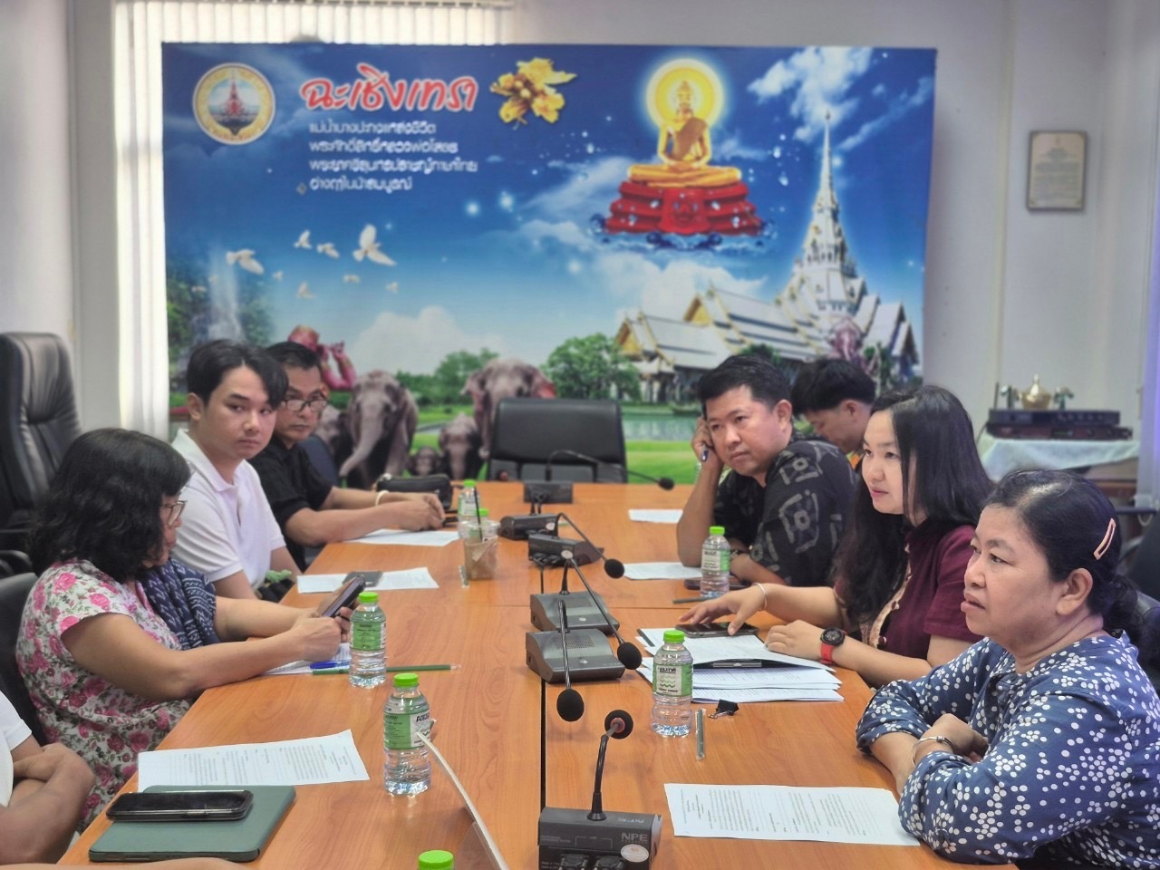 🤝พช. ฉะเชิงเทรา จัดประชุมชี้แจงแนวทางการจัดงาน OTOP TO THE TOWN ประจำปี 2568