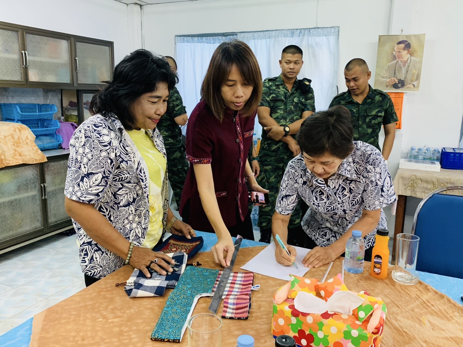 💃พช. ฉะเชิงเทรา ขับเคลื่อนโครงการ “ผ้าไทยใส่ให้สนุก”