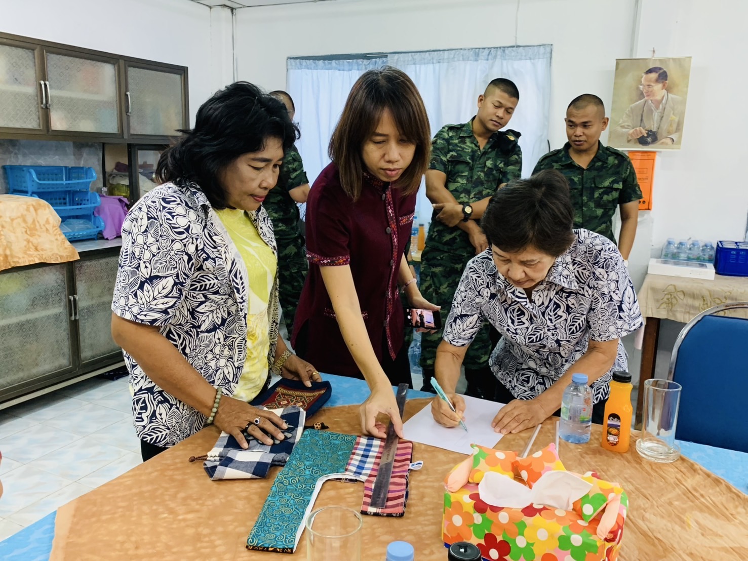 💃พช. ฉะเชิงเทรา ขับเคลื่อนโครงการ “ผ้าไทยใส่ให้สนุก”