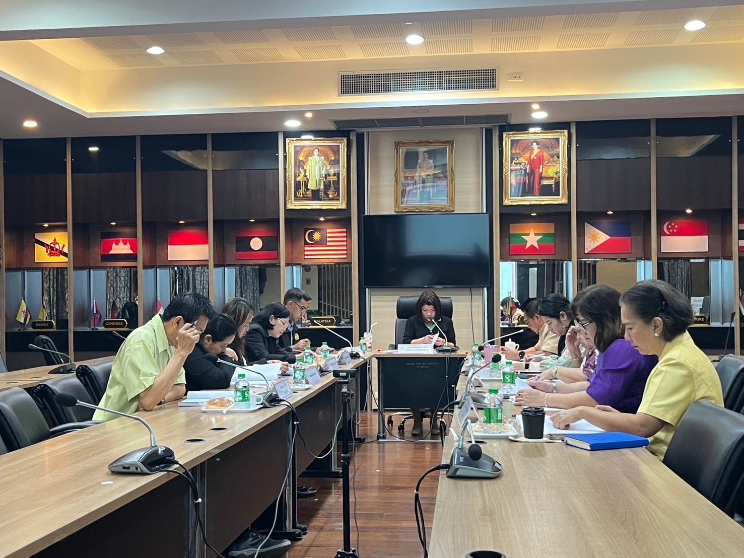 “จังหวัดฉะเชิงเทรา ประชุมคณะอนุกรรมการบริหารกองทุนพัฒนาบทบาทสตรีจังหวัดฉะเชิงเทรา ครั้งที่ 1/2568”