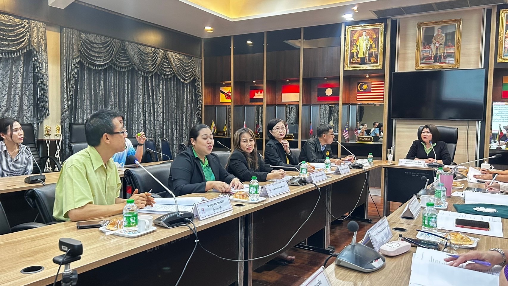 “จังหวัดฉะเชิงเทรา ประชุมคณะอนุกรรมการบริหารกองทุนพัฒนาบทบาทสตรีจังหวัดฉะเชิงเทรา ครั้งที่ 1/2568”