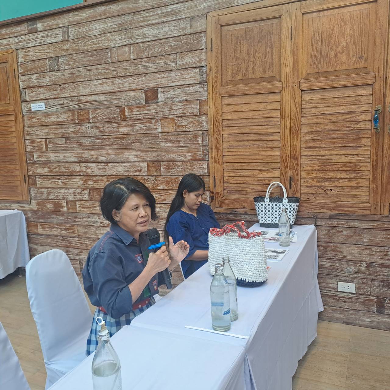 พช. ฉะเชิงเทรา ร่วมจำหน่ายผลิตภัณฑ์ OTOP ในงานสมโภชน์พระบรมราชานุสาวรีย์รัชกาลที่ 5 และส่งเสริมการท่องเที่ยวจังหวัดฉะเชิงเทรา