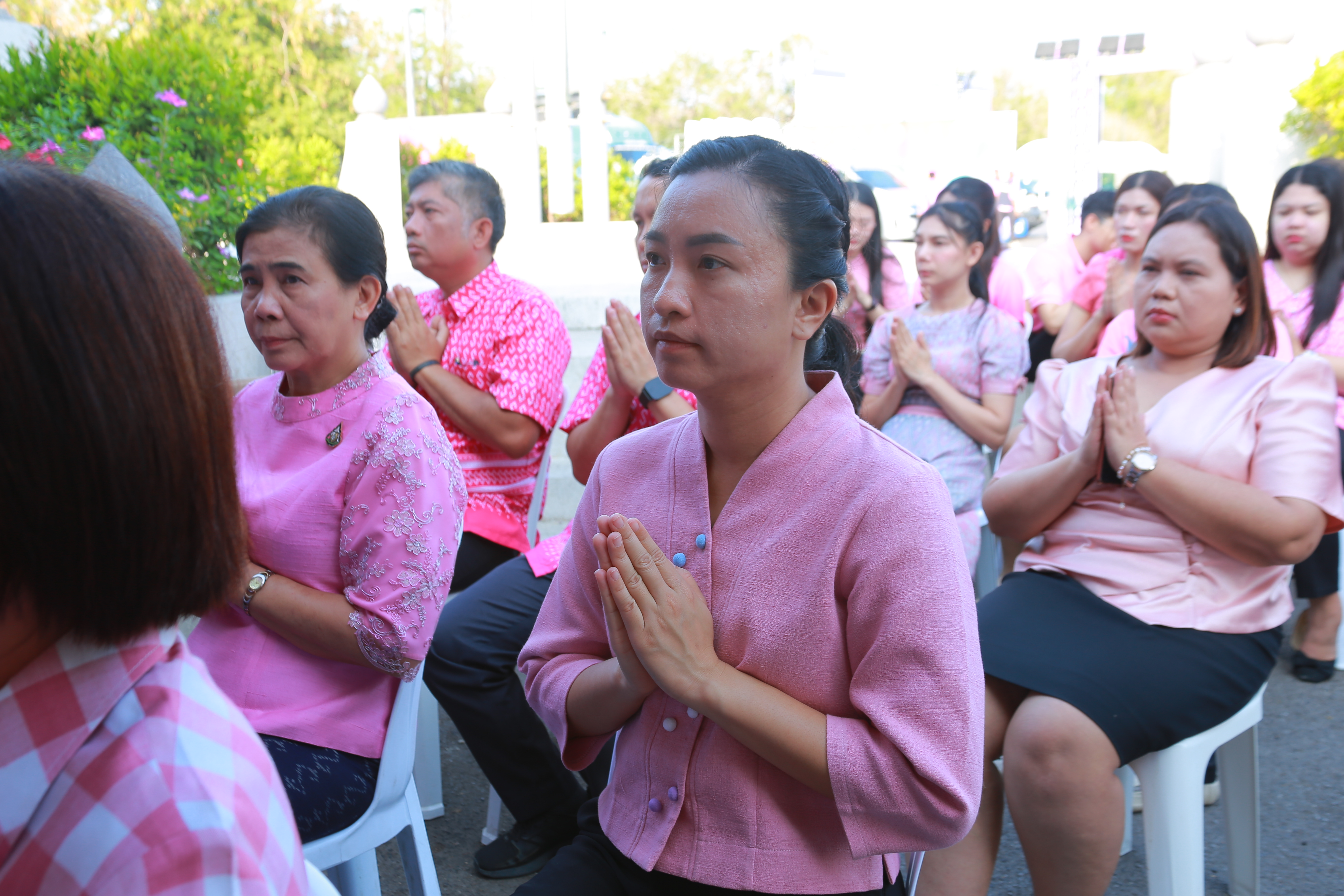 พช.แปดริ้วร่วมพิธีบวงสรวงถวายราชสักการะ และสวดพระพุทธมนต์ถวายเป็นพระราชกุศล แด่รัชกาลที่ 5