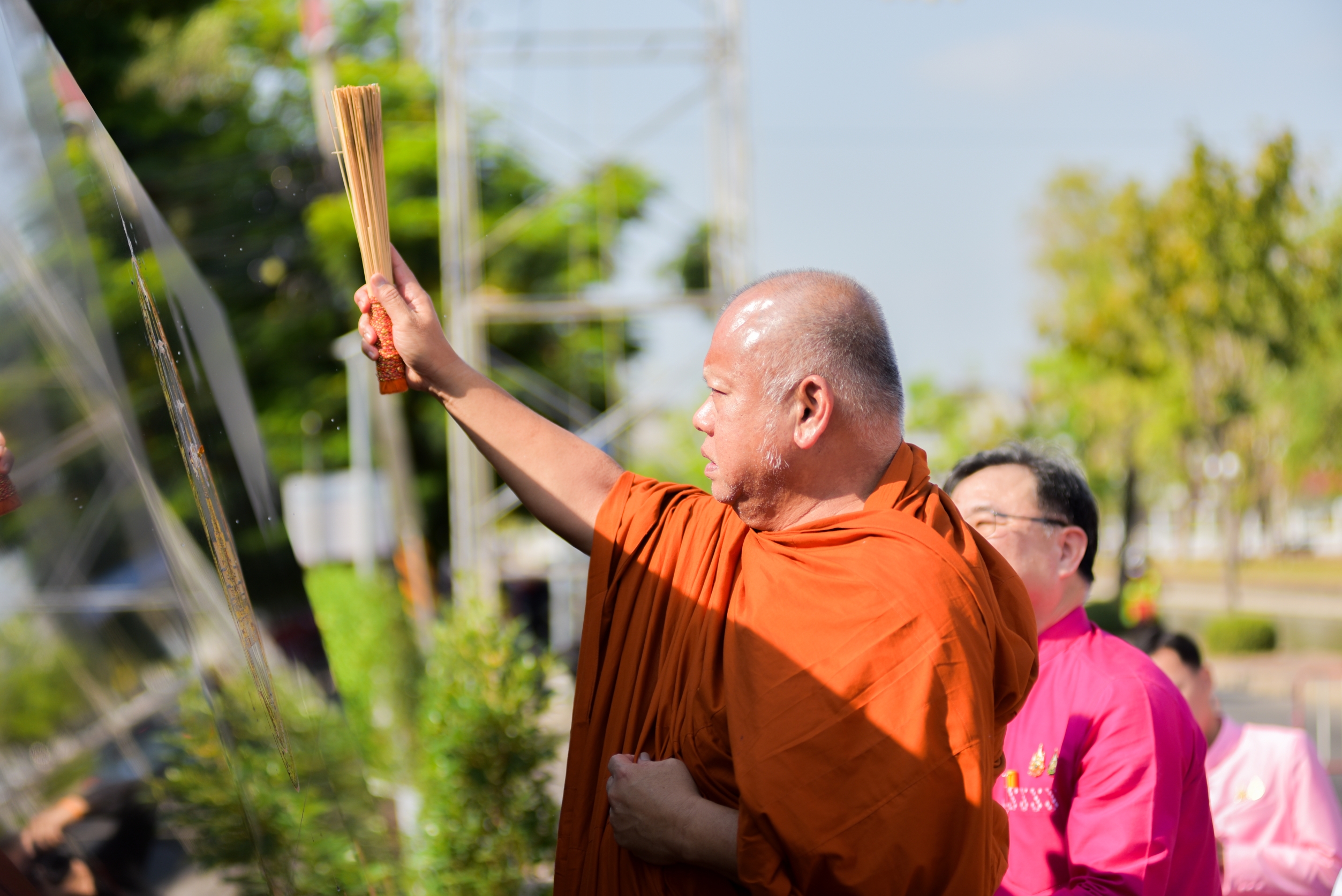 พช.แปดริ้วร่วมพิธีบวงสรวงถวายราชสักการะ และสวดพระพุทธมนต์ถวายเป็นพระราชกุศล แด่รัชกาลที่ 5