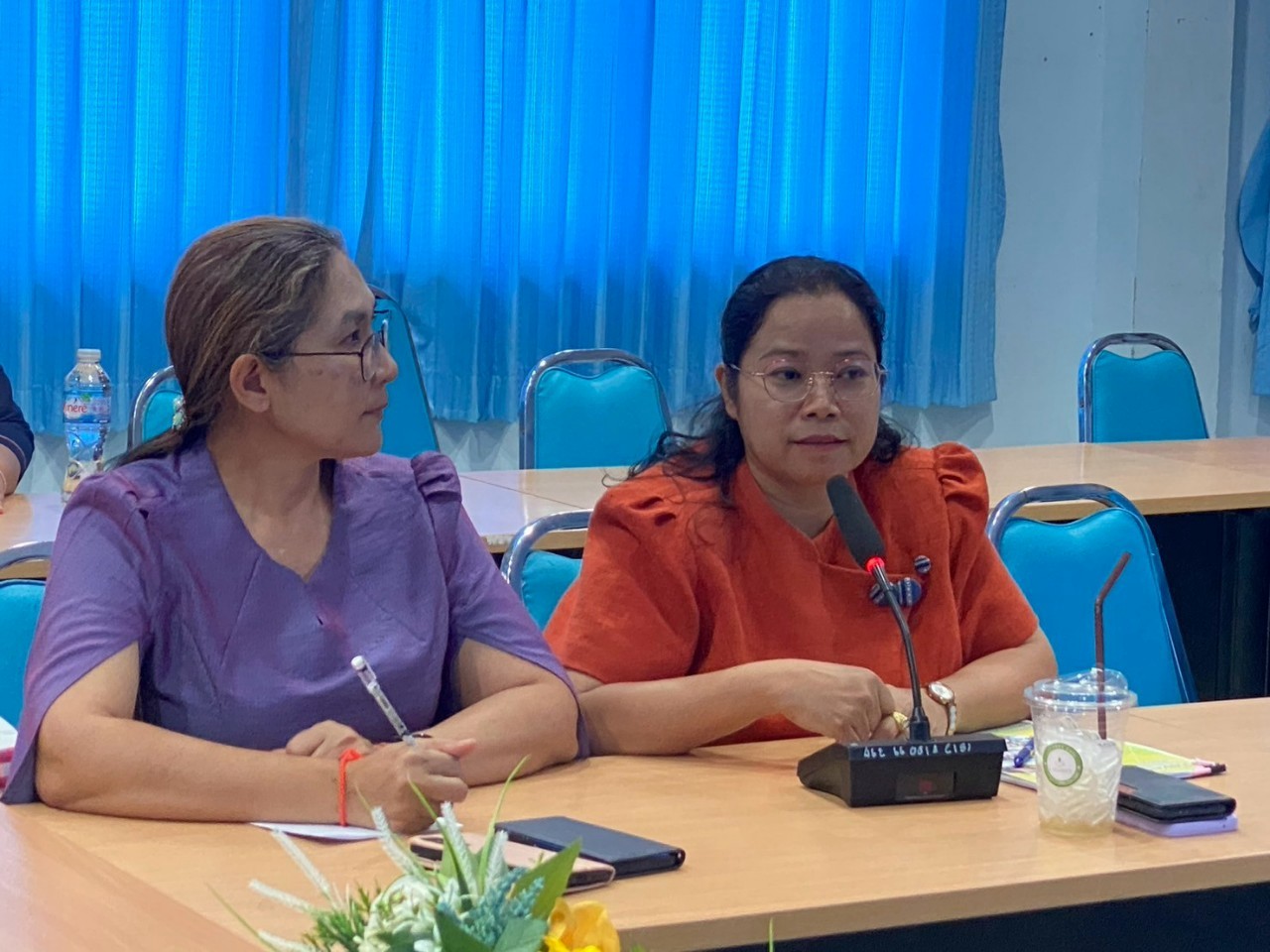 พช.ฉะเชิงเทรา สนับสนุนและให้ข้อมูลการดำเนินงานสารสนเทศตำบลต้นแบบเพื่อพัฒนาคุณภาพชีวิต