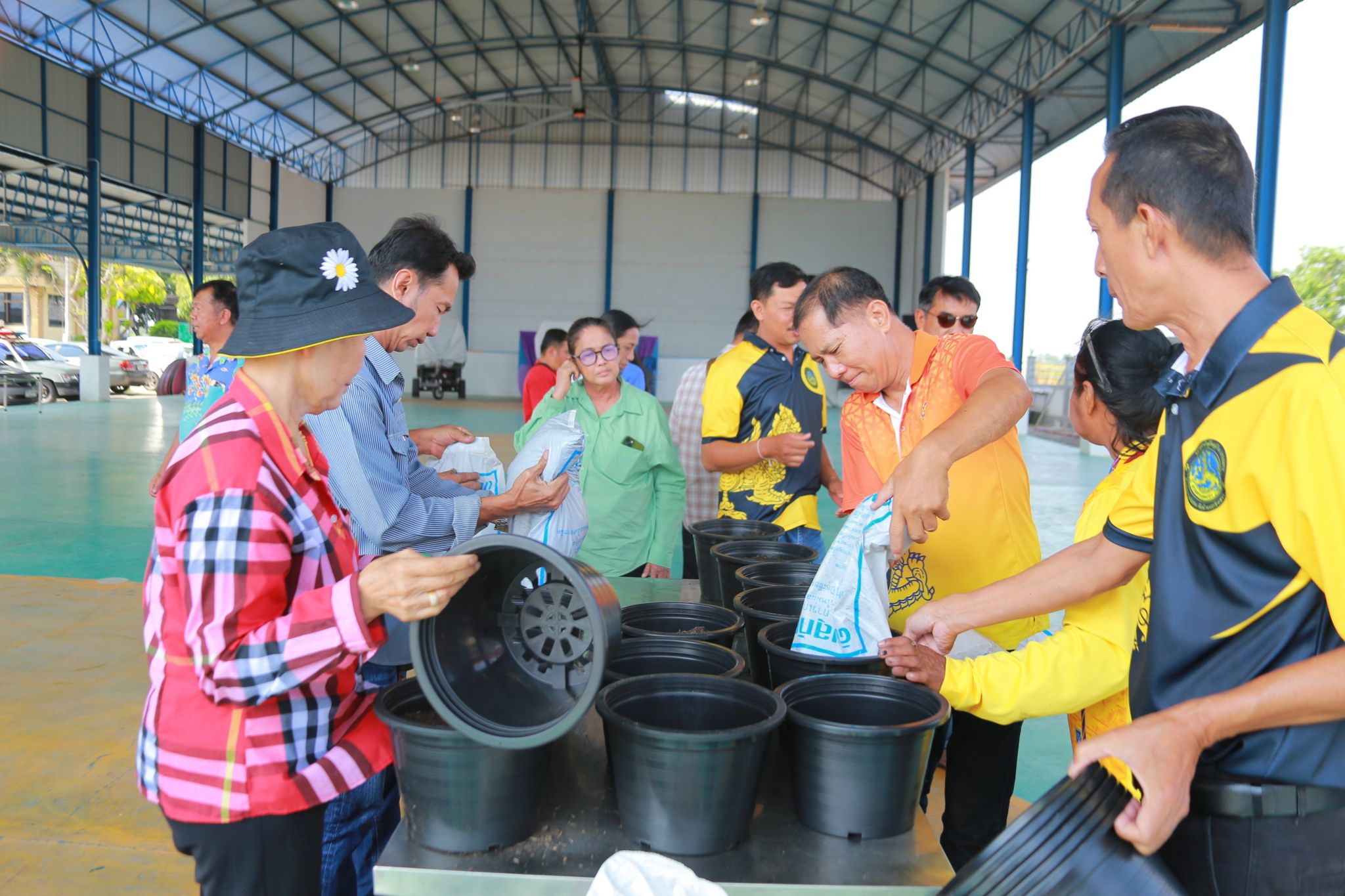 “พลังผักปลุกชีวิต สู่ชุมชนหนองจอกที่ยั่งยืน”  พช.แปดริ้ว ดำเนินโครงการการจัดทำสารสนเทศตำบลต้นแบบฯ กิจกรรมที่2