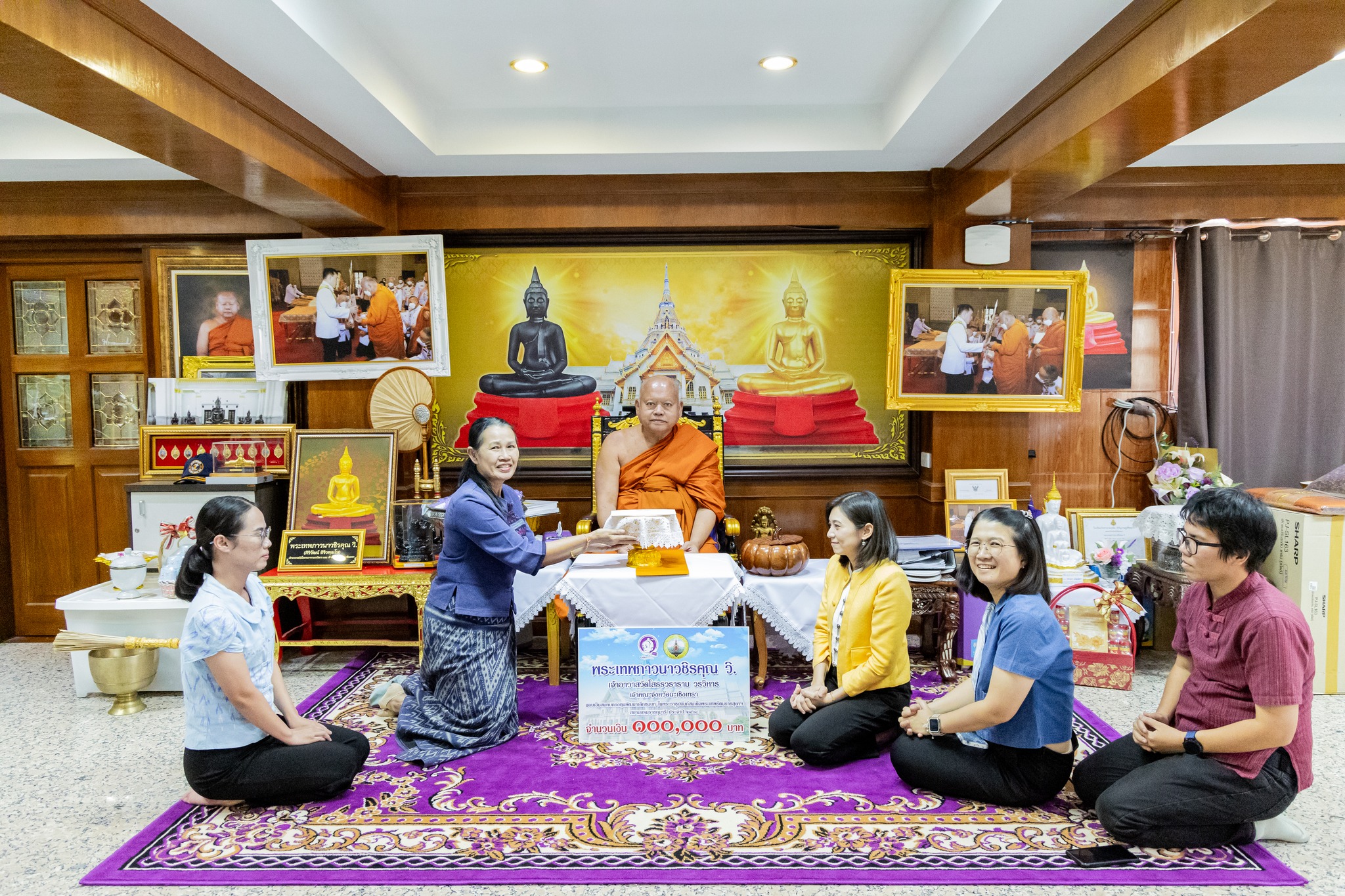 🌟 พระเทพภาวนาวชิรคุณ วิ. มอบเงินสมทบกองทุนพัฒนาเด็กชนบทฯ ประจำปี 2568 จำนวน 100,000 บาท