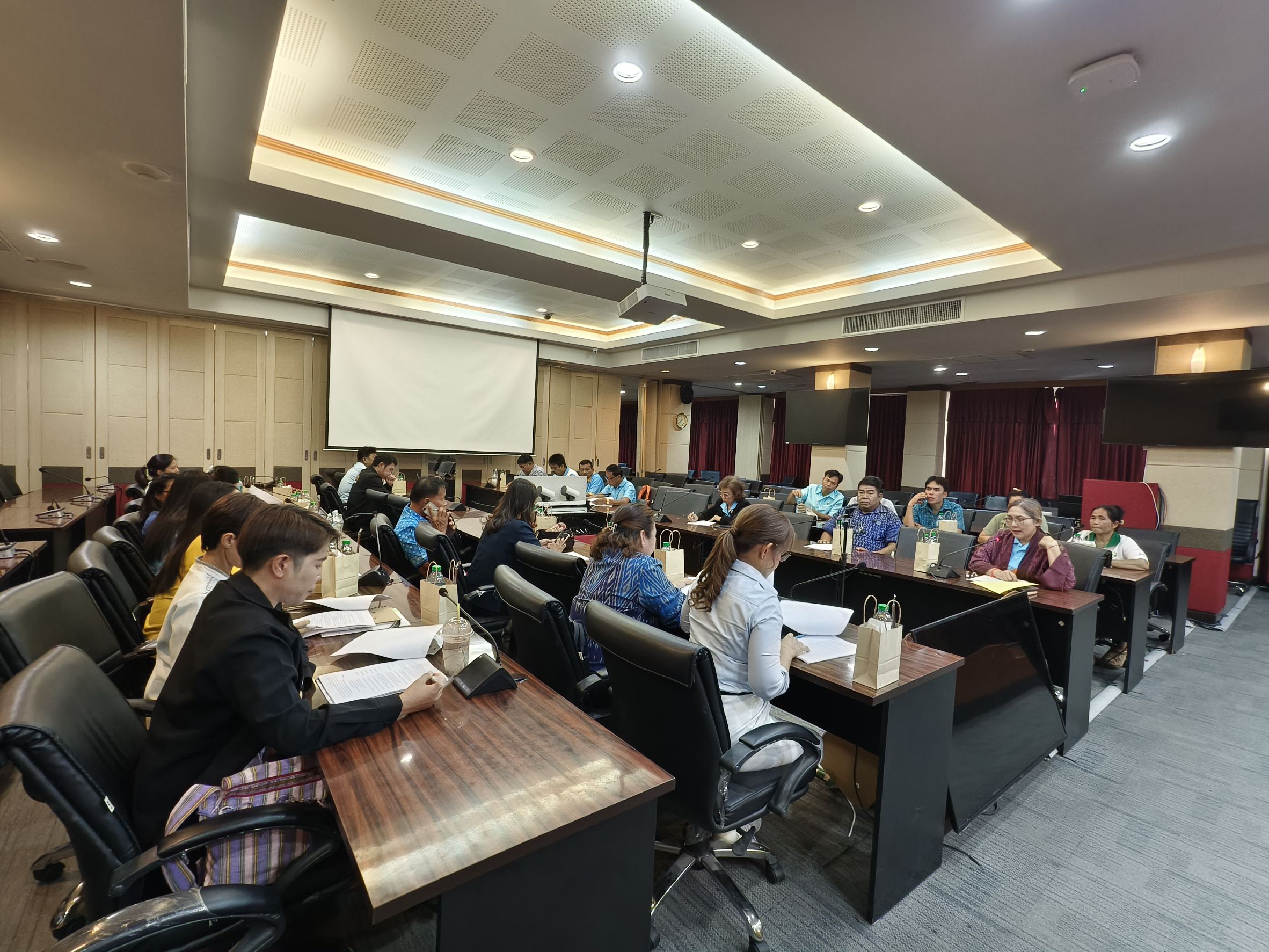 🌟🩵 ประชุมคณะกรรมการเครือข่ายกองทุนแม่ของแผ่นดินจังหวัดฉะเชิงเทรา ครั้งที่ 1/2568