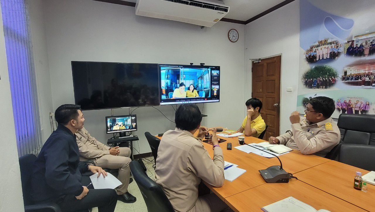 พช.แปดริ้ว ประชุมเตรียมความพร้อมรับเงินพระราชทานขวัญถุงกองทุนแม่ของแผ่นดิน ประจำปี 2568
