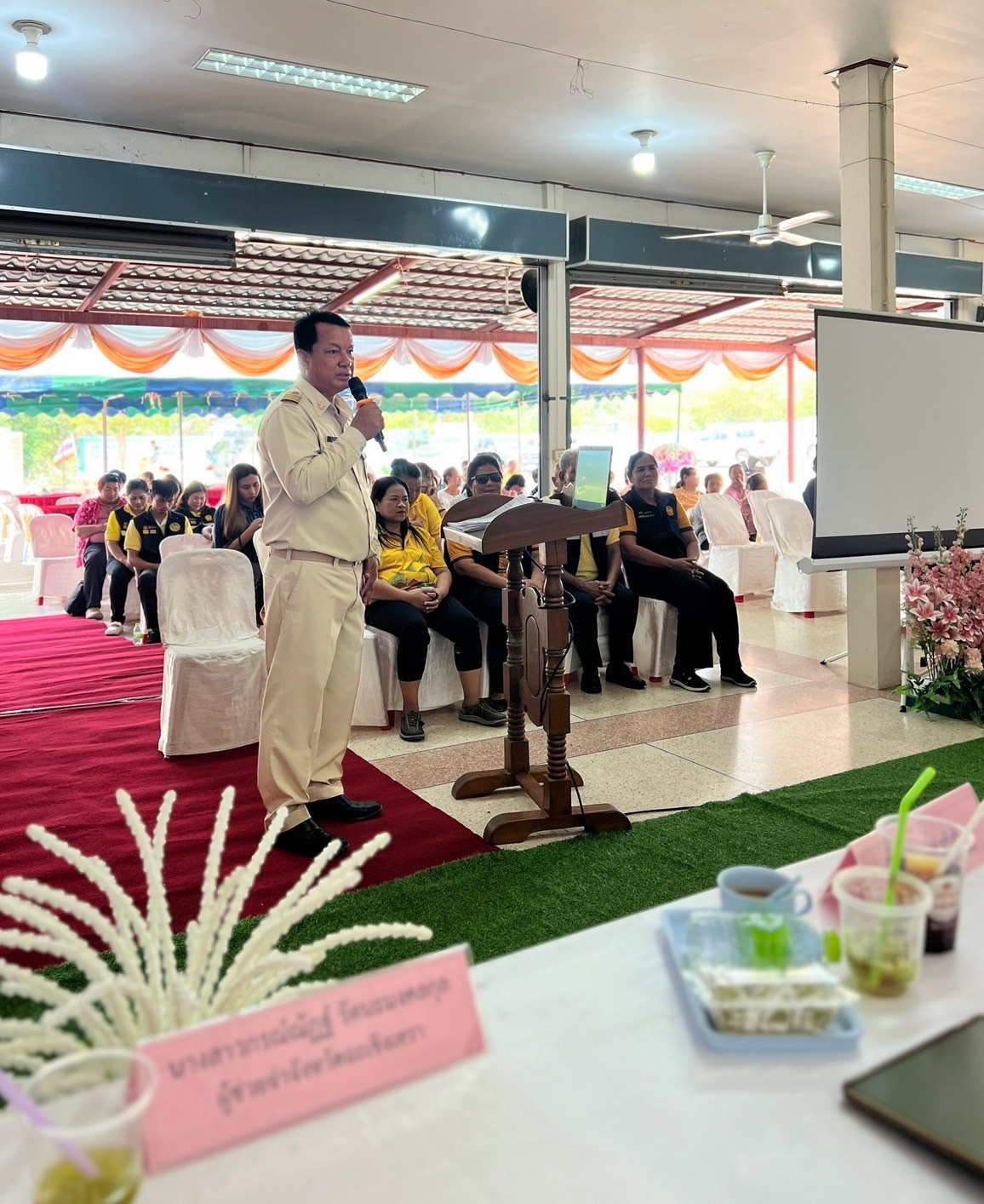 พช.ฉะเชิงเทรา ลงพื้นที่ร่วมคัดเลือกหมู่บ้านเข้มแข็งตามแนวทาง “แผ่นดินธรรม แผ่นดินทอง“ (อยู่เย็น เป็นสุข) ประจำปี 2568