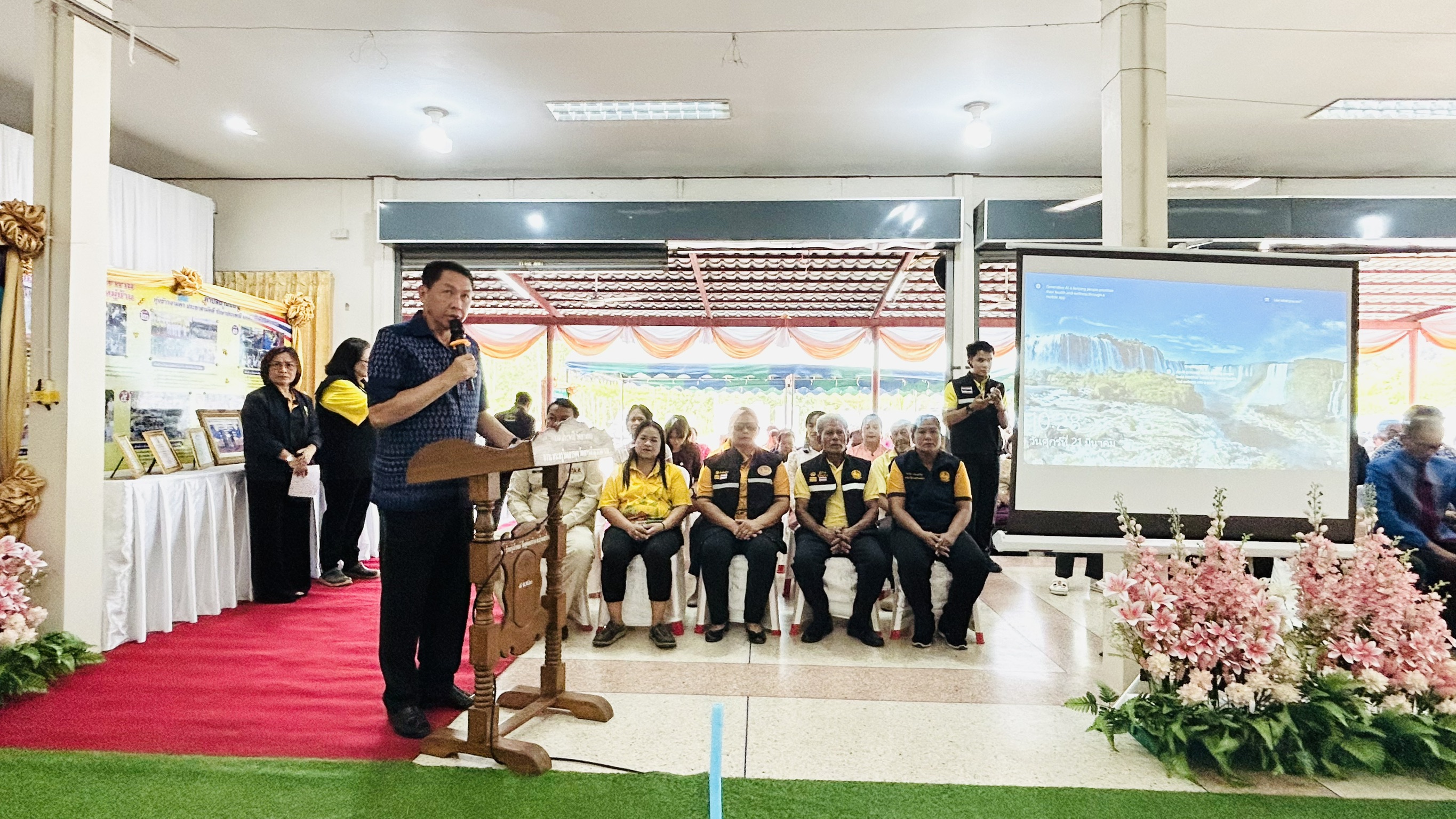 พช.ฉะเชิงเทรา ลงพื้นที่ร่วมคัดเลือกหมู่บ้านเข้มแข็งตามแนวทาง “แผ่นดินธรรม แผ่นดินทอง“ (อยู่เย็น เป็นสุข) ประจำปี 2568