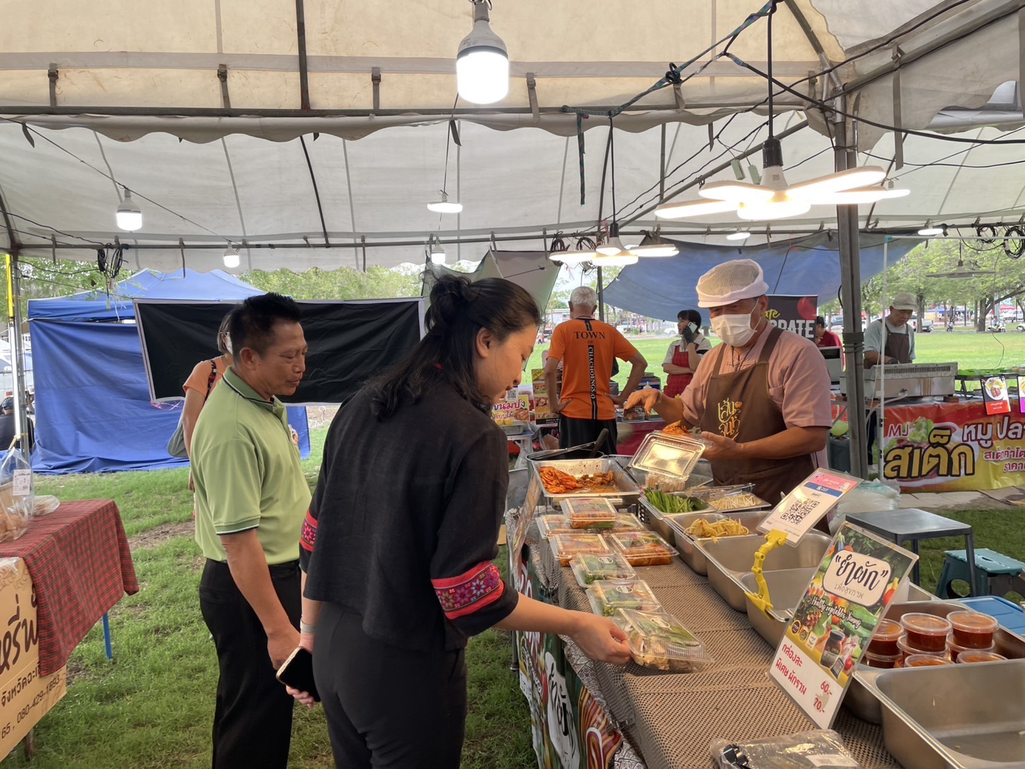 🛍️พช.ฉะเชิงเทรา จัดกิจกรรมส่งเสริมช่องทางการตลาด โครงการ “ตลาดนัดชุมชน คนแปดริ้วยิ้มได้” ครั้งที่ 4