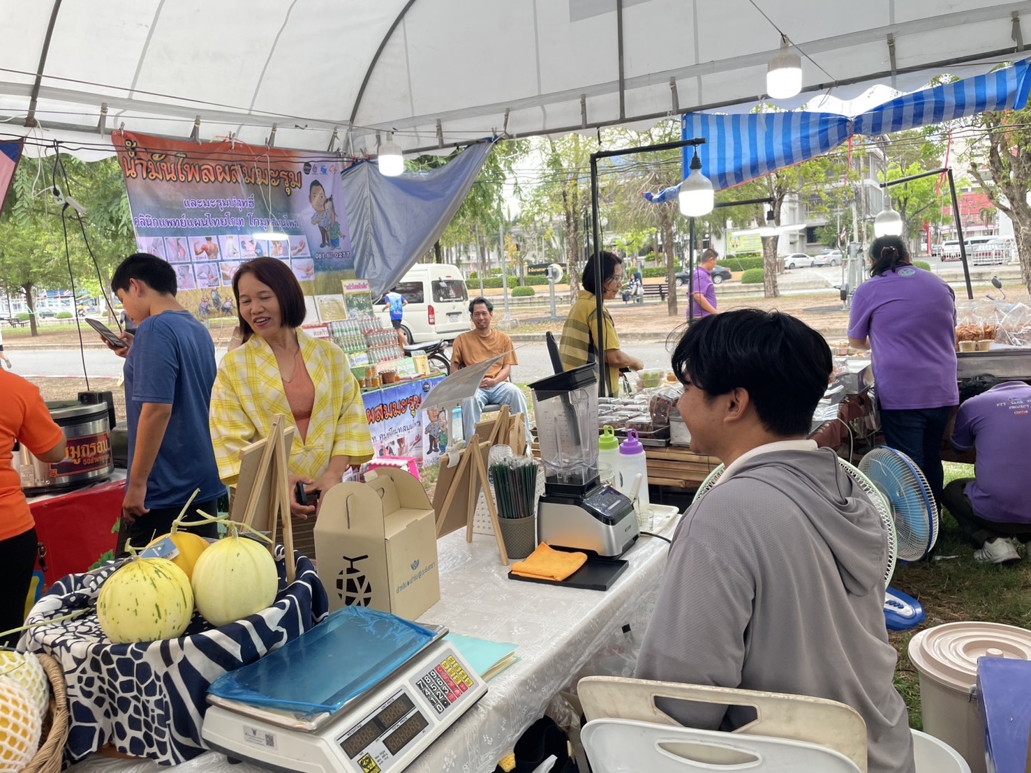 🛍️พช.ฉะเชิงเทรา จัดกิจกรรมส่งเสริมช่องทางการตลาด โครงการ “ตลาดนัดชุมชน คนแปดริ้วยิ้มได้” ครั้งที่ 4