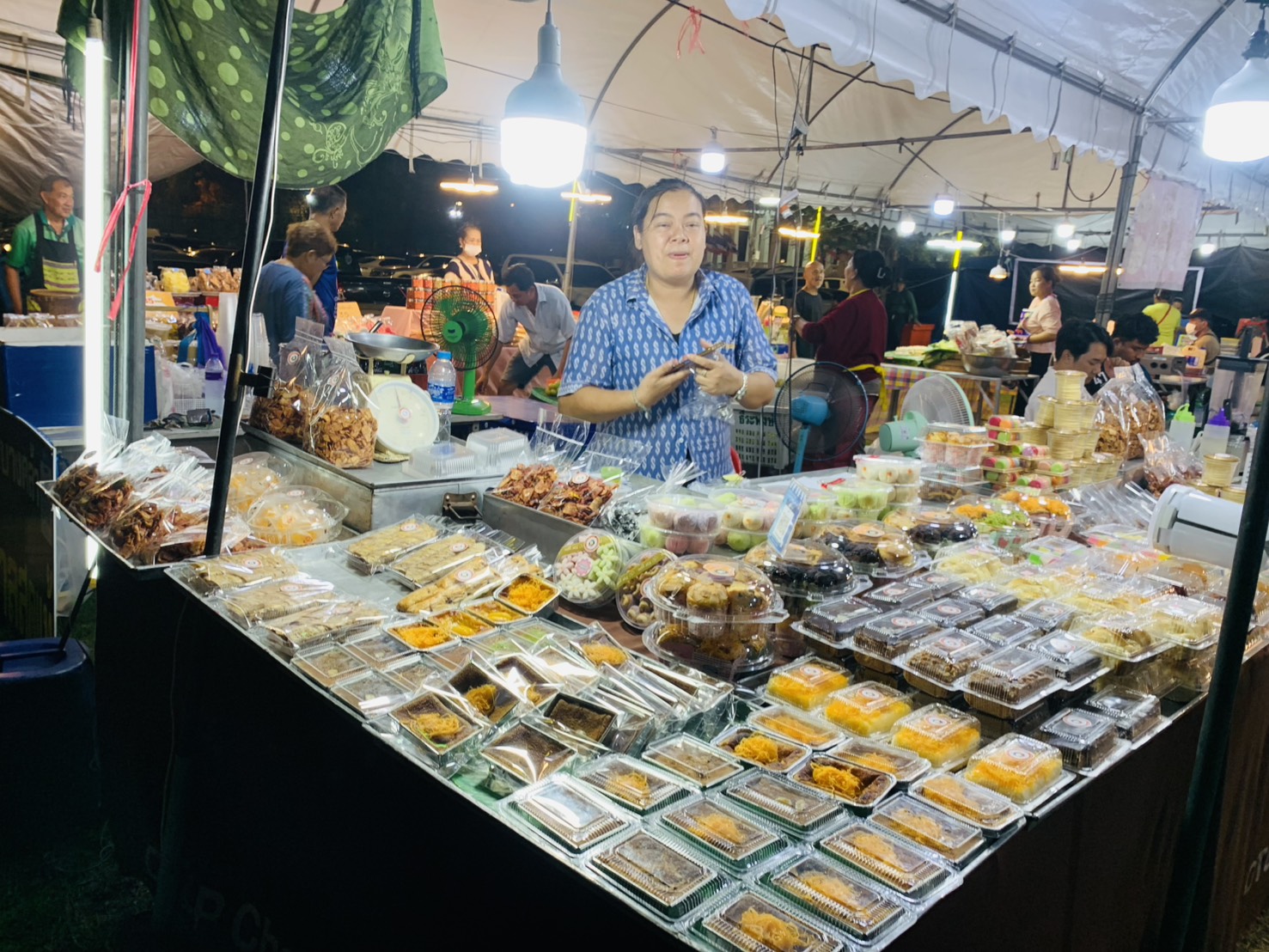 🛍️พช.ฉะเชิงเทรา จัดกิจกรรมส่งเสริมช่องทางการตลาด โครงการ “ตลาดนัดชุมชน คนแปดริ้วยิ้มได้” ครั้งที่ 4 (วันที่สอง)