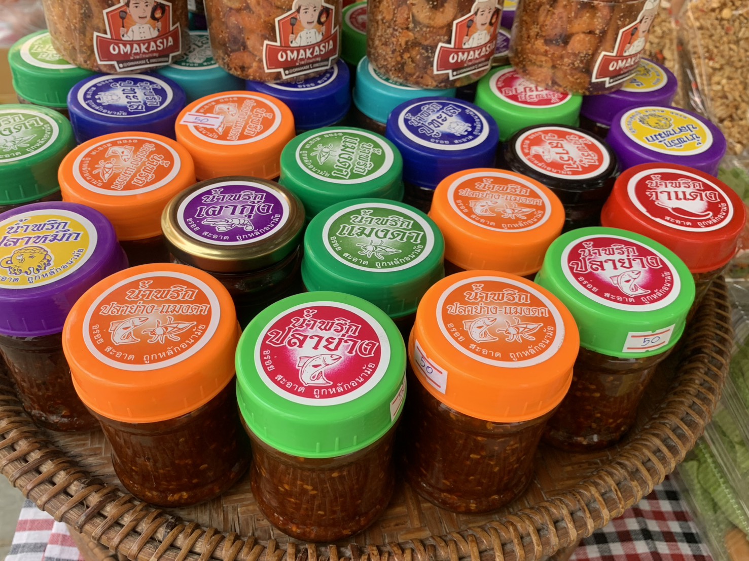 🥬🥗พช.ฉะเชิงเทรา ส่งเสริมช่องทางการจำหน่ายผลิตภัณฑ์ OTOP จังหวัดฉะเชิงเทรา ณ ตลาดกลางลาน@ศาลากลาง♾️ริ้ว