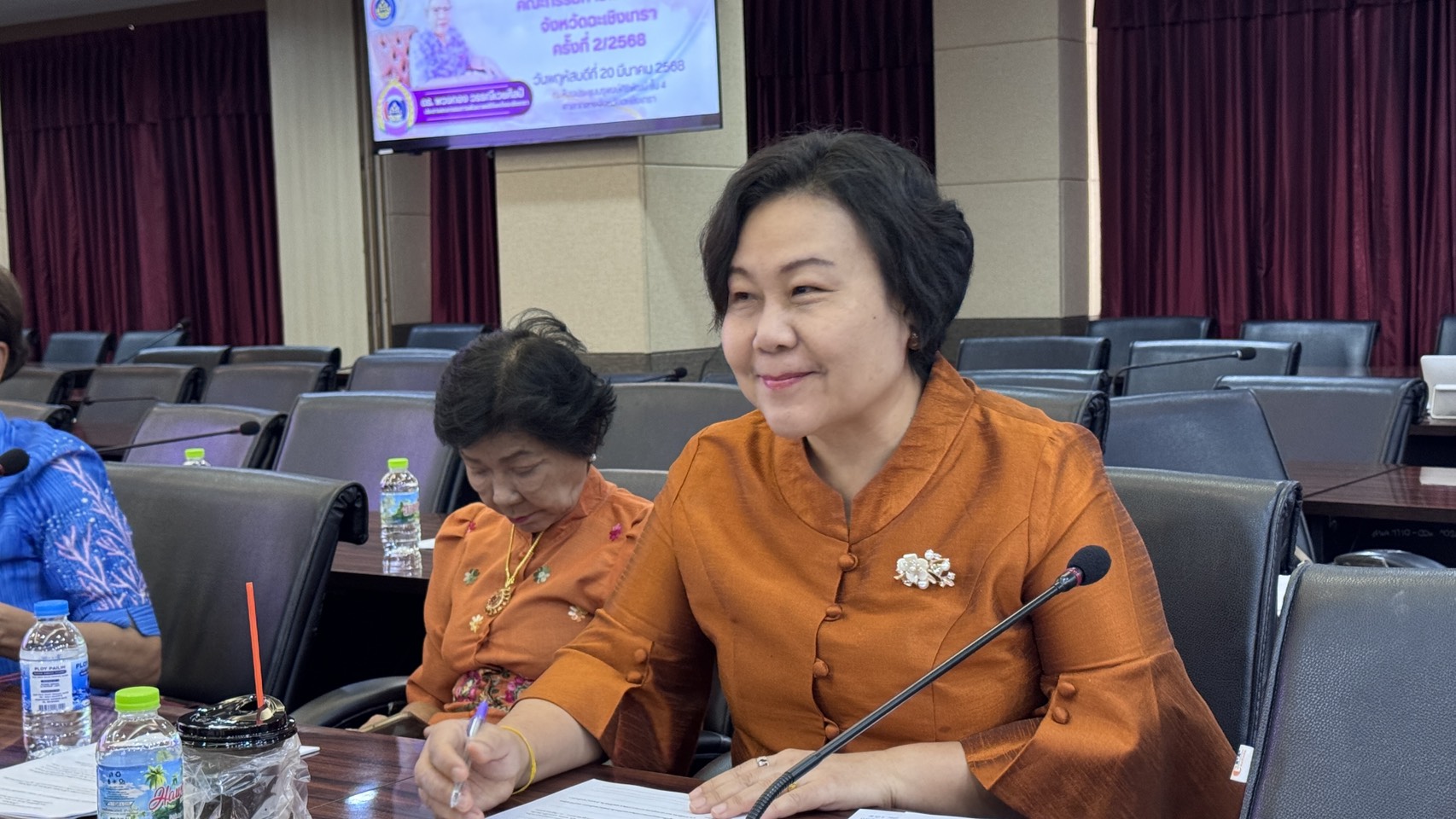 พช.แปดริ้ว ร่วมประชุมคณะกรรมการพัฒนาสตรีจังหวัดฉะเชิงเทรา ครั้งที่ 2/2568