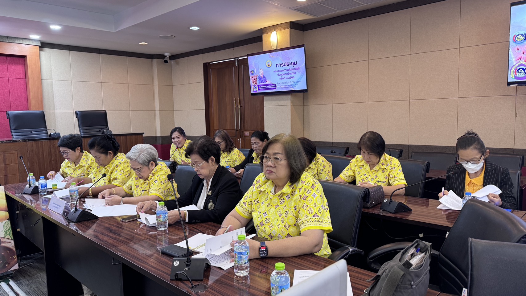 พช.แปดริ้ว ร่วมประชุมคณะกรรมการพัฒนาสตรีจังหวัดฉะเชิงเทรา ครั้งที่ 2/2568