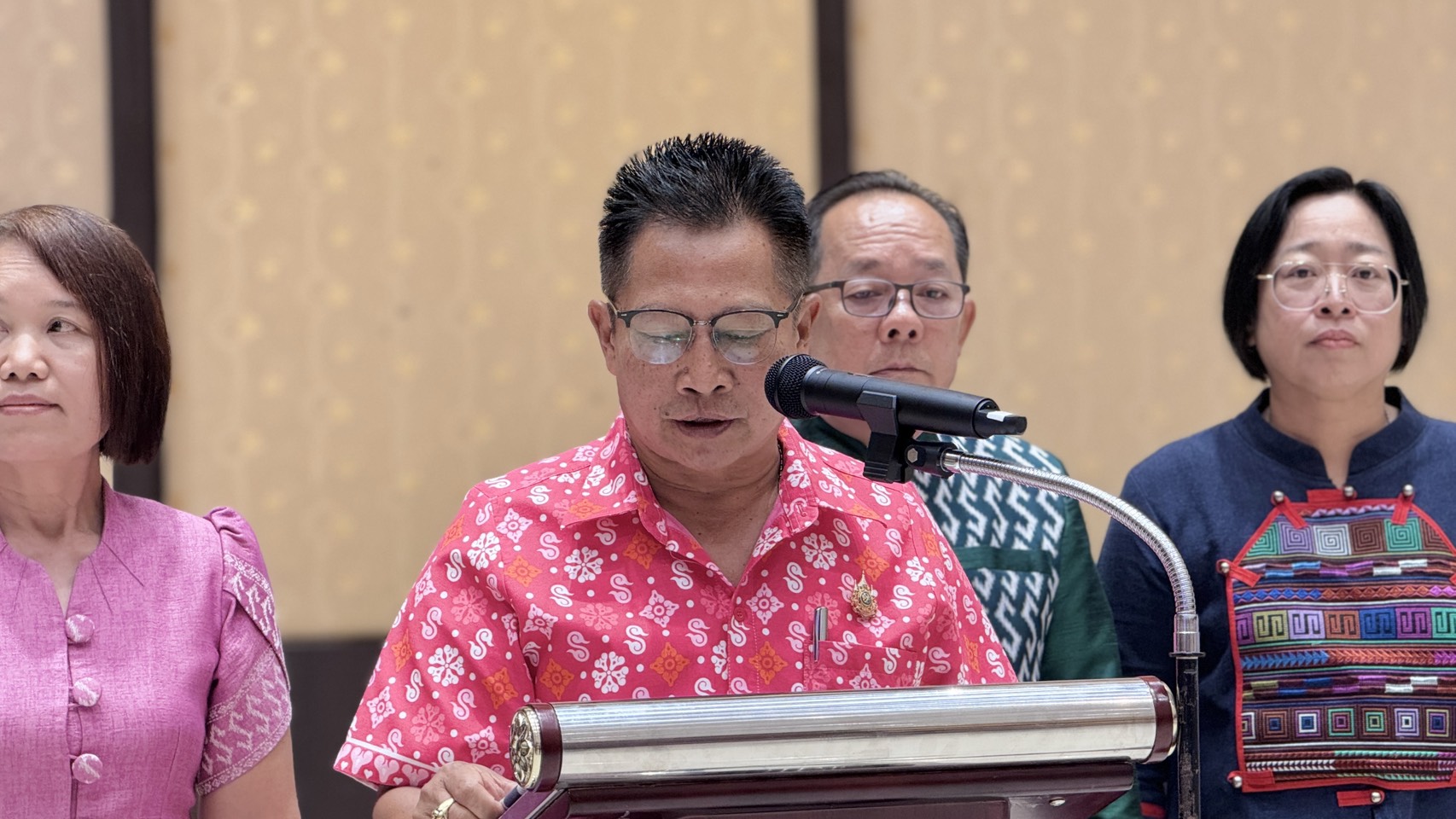 💃พช.แปดริ้ว ร่วมงานวันสตรีสากล สมัชชาสตรีและครอบครัว ประจำปี 2568