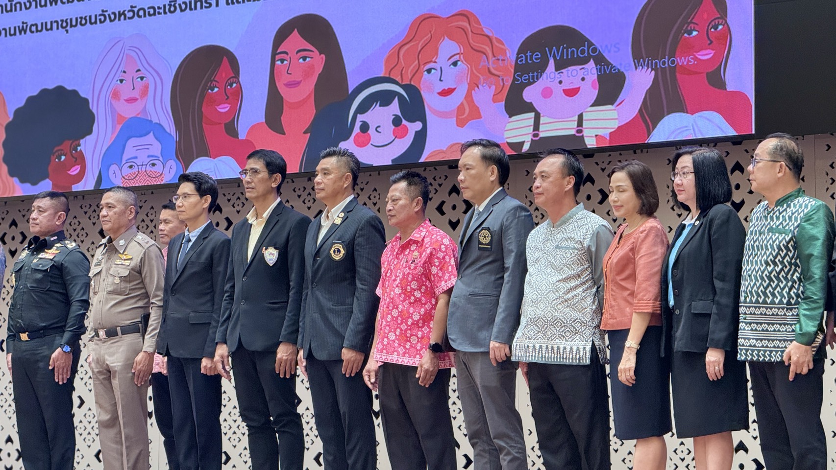 💃พช.แปดริ้ว ร่วมงานวันสตรีสากล สมัชชาสตรีและครอบครัว ประจำปี 2568