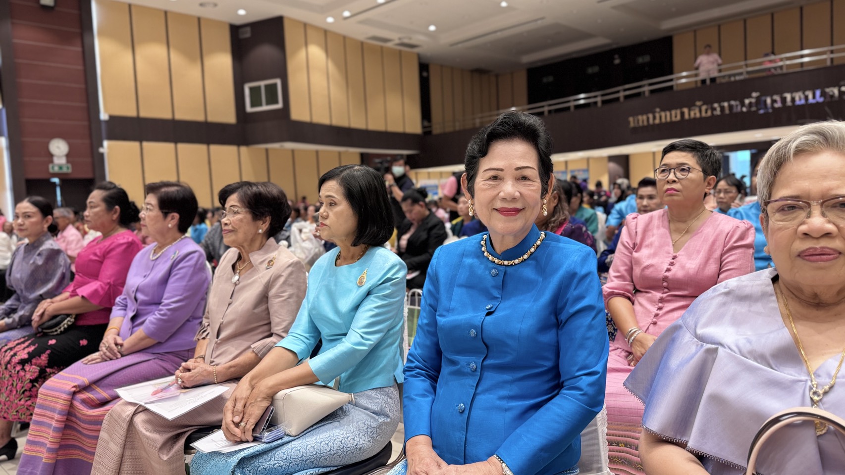 💃พช.แปดริ้ว ร่วมงานวันสตรีสากล สมัชชาสตรีและครอบครัว ประจำปี 2568