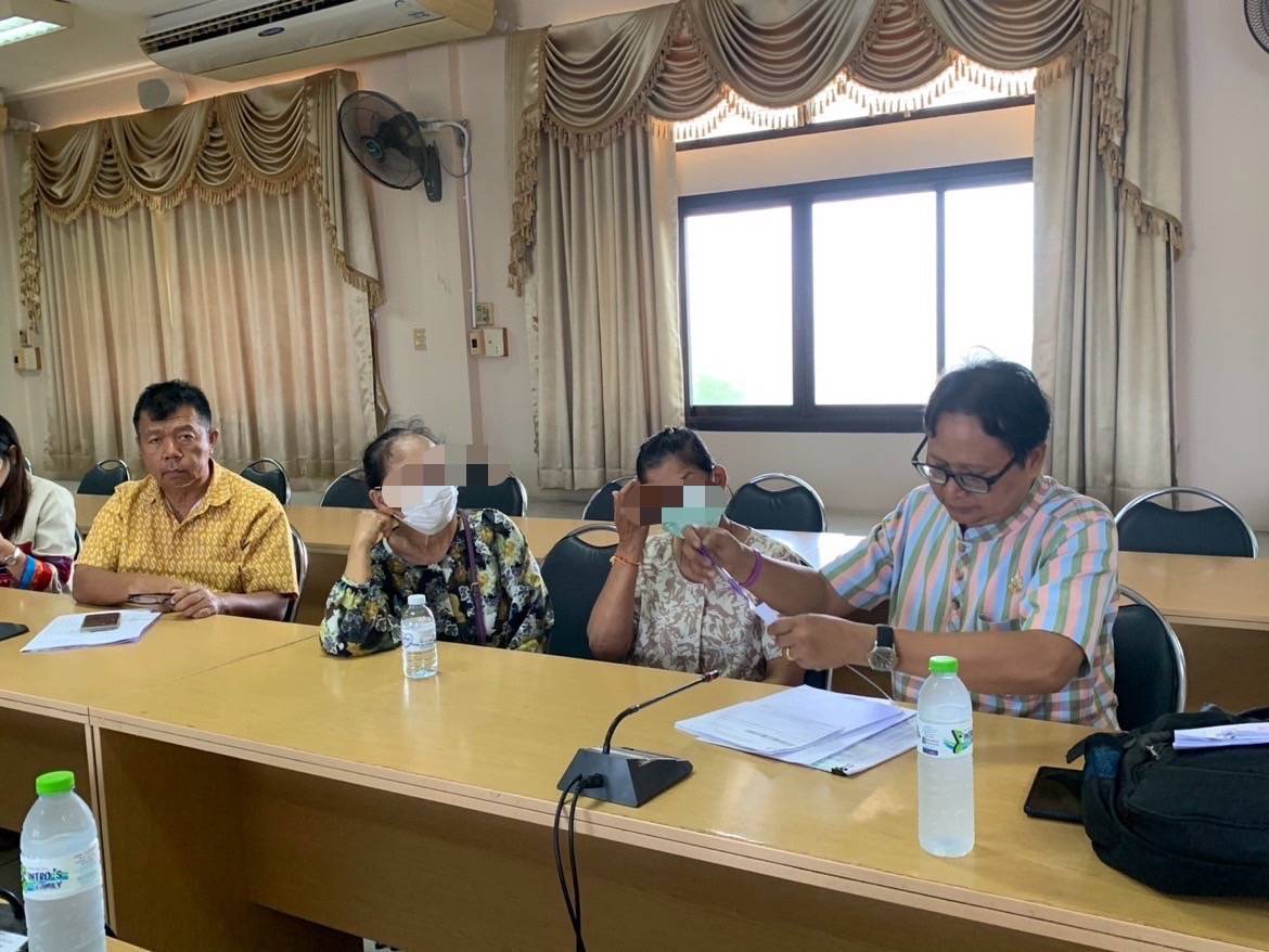 พช.แปดริ้ว ปูพรมติดตามหนี้! เสริมโอกาสใหม่แก่ลูกหนี้กองทุนพัฒนาบทบาทสตรี เดินหน้ากระบวนการไกล่เกลี่ยข้อพิพาท ครบทั้ง 11 อำเภอของฉะเชิงเทรา ⚖️✨