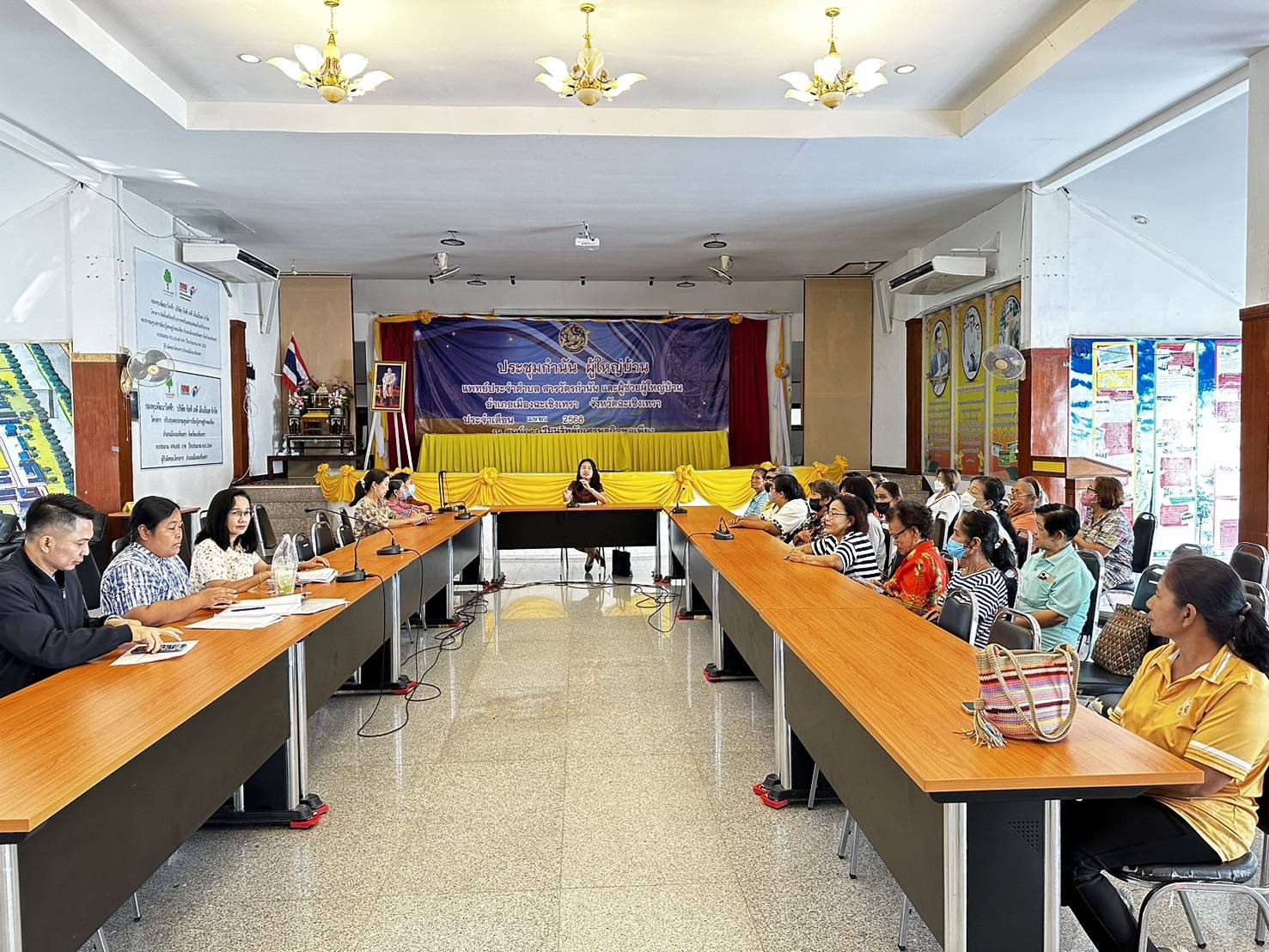 พช.แปดริ้ว ปูพรมติดตามหนี้! เสริมโอกาสใหม่แก่ลูกหนี้กองทุนพัฒนาบทบาทสตรี เดินหน้ากระบวนการไกล่เกลี่ยข้อพิพาท ครบทั้ง 11 อำเภอของฉะเชิงเทรา ⚖️✨