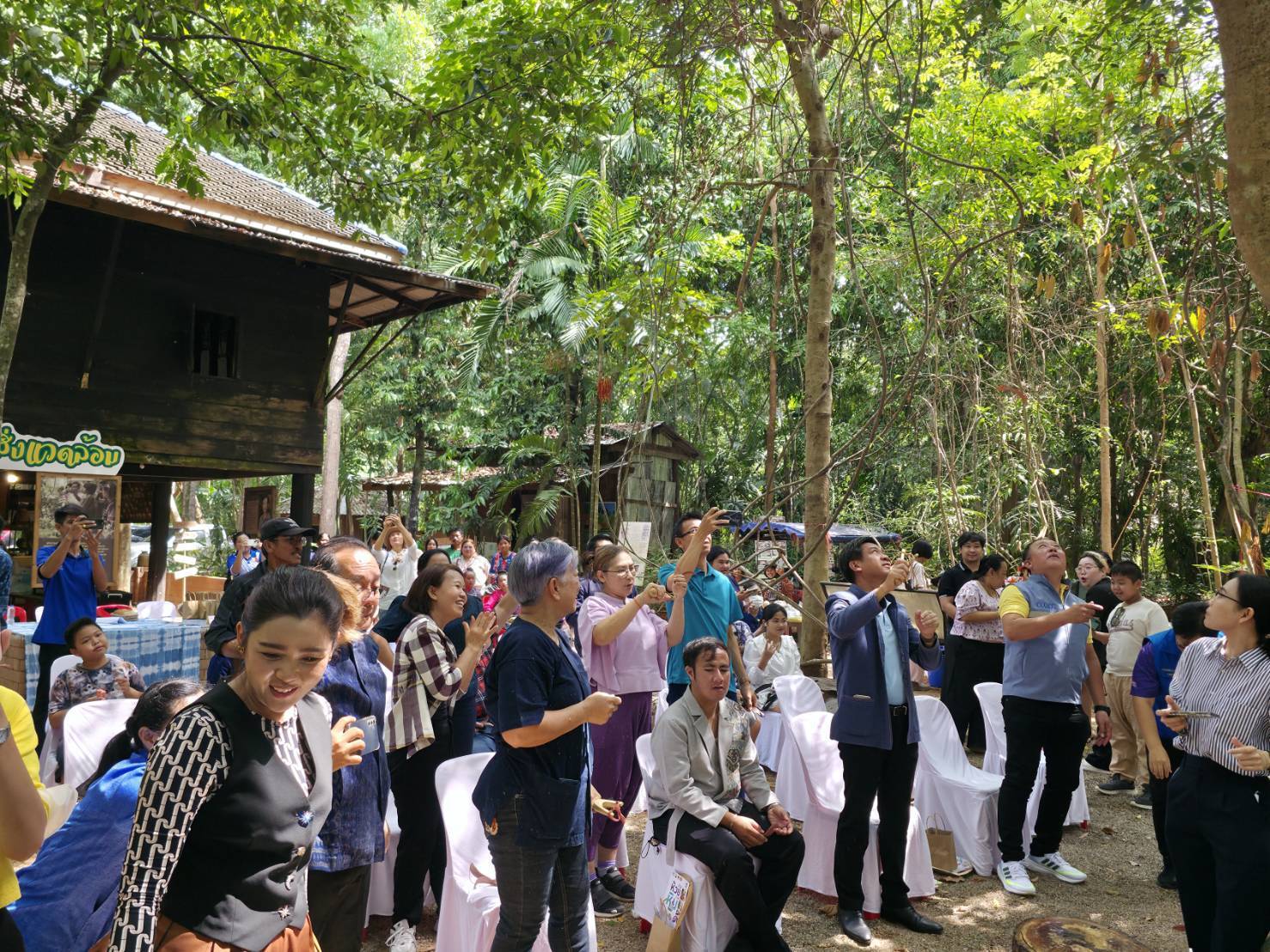 🎡พช.ฉะเชิงเทรา ร่วมพิธีเปิดโครงการส่งเสริมการท่องเที่ยวเชิงสร้างสรรค์ กิจกรรมส่งเสริมการเรียนรู้ที่นักท่องเที่ยวลงมือปฏิบัติ (D-Hope)