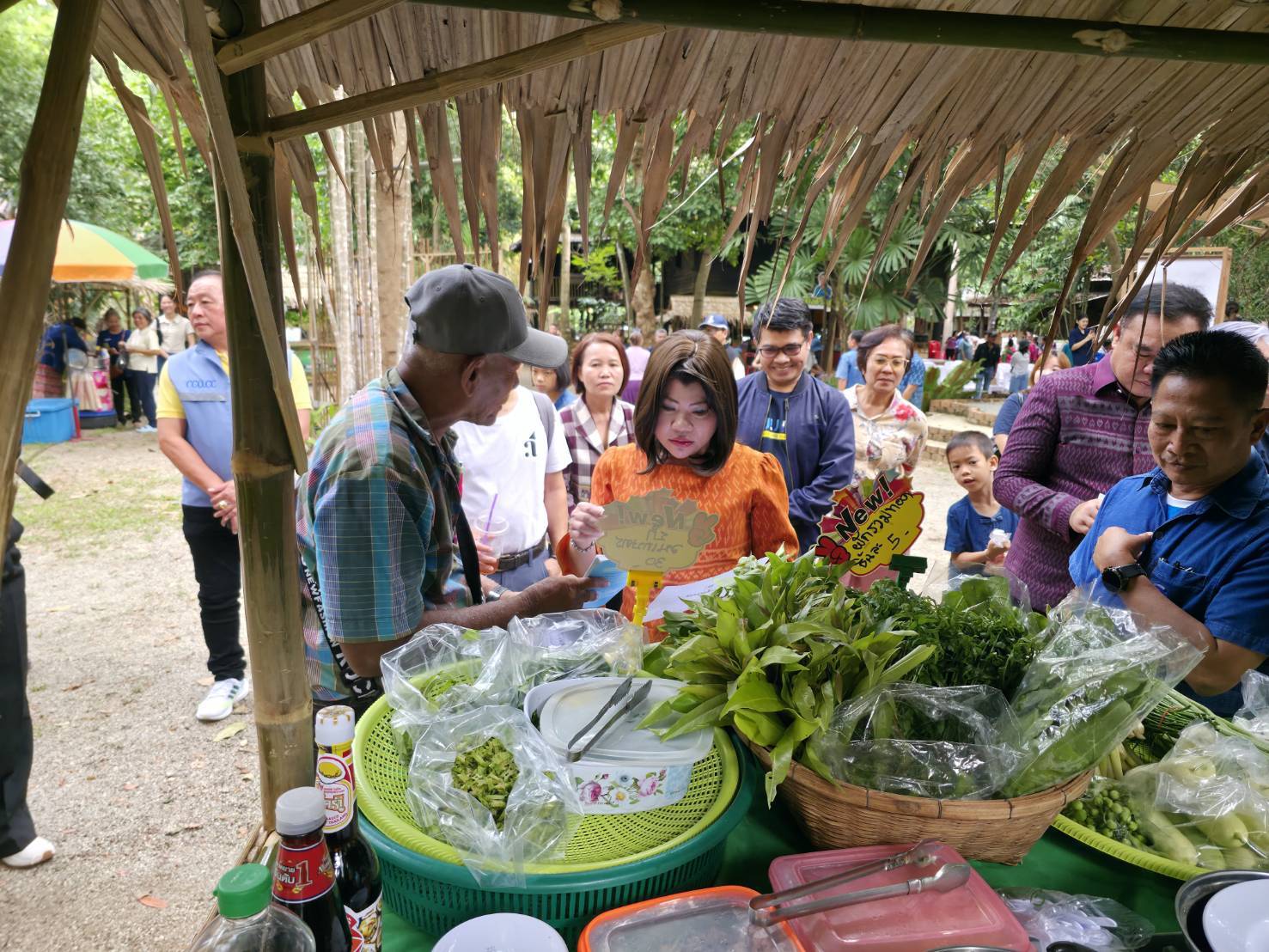 🎡พช.ฉะเชิงเทรา ร่วมพิธีเปิดโครงการส่งเสริมการท่องเที่ยวเชิงสร้างสรรค์ กิจกรรมส่งเสริมการเรียนรู้ที่นักท่องเที่ยวลงมือปฏิบัติ (D-Hope)