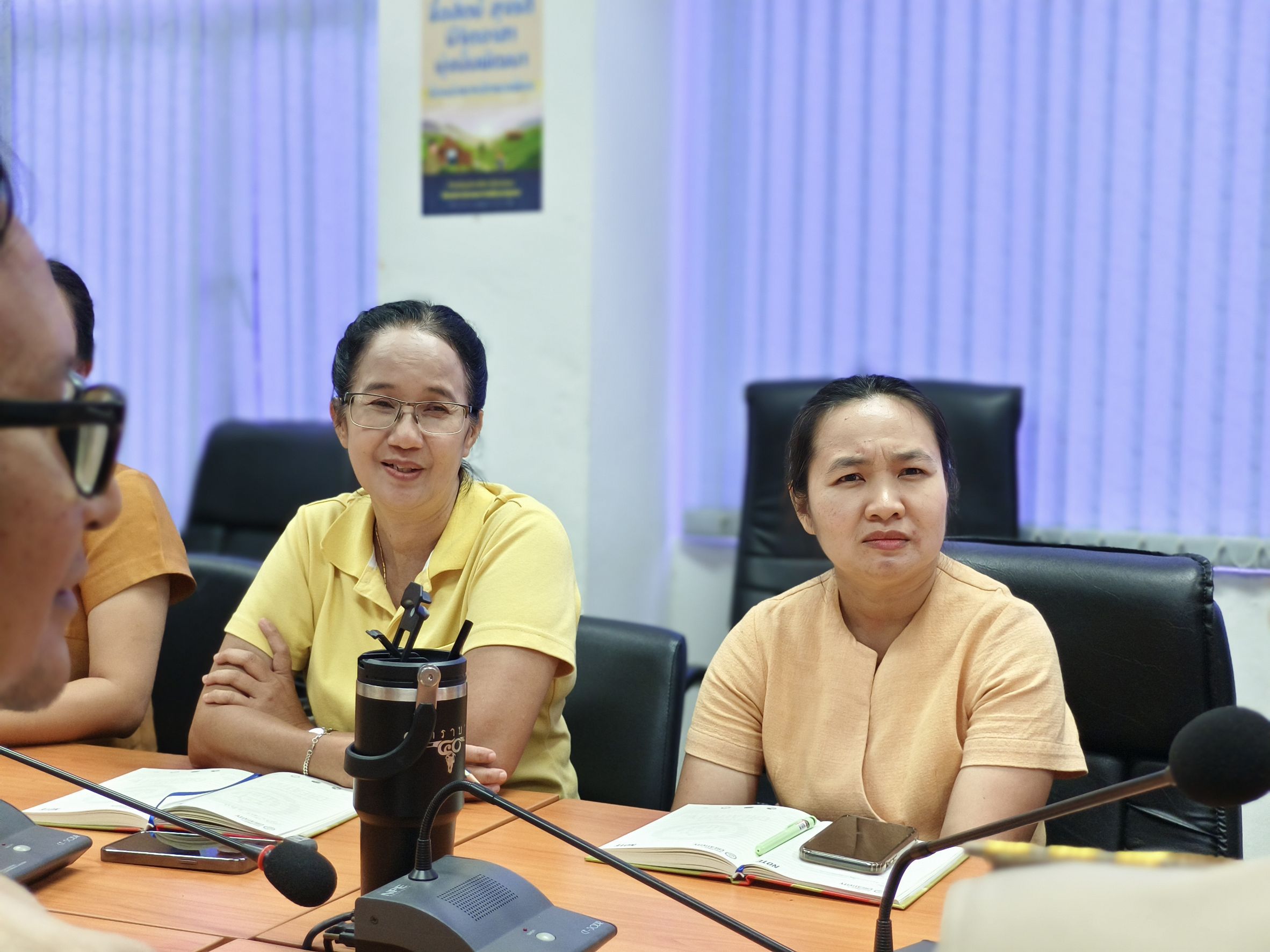 “Monday Talk!” การประชุมติดตามผลการดำเนินงาน พร้อมต้อนรับนักวิชาการพัฒนาชุมชนบรรจุใหม่ เข้ารายงานตัวต่อรองผู้ว่าราชการจังหวัดฉะเชิงเทรา