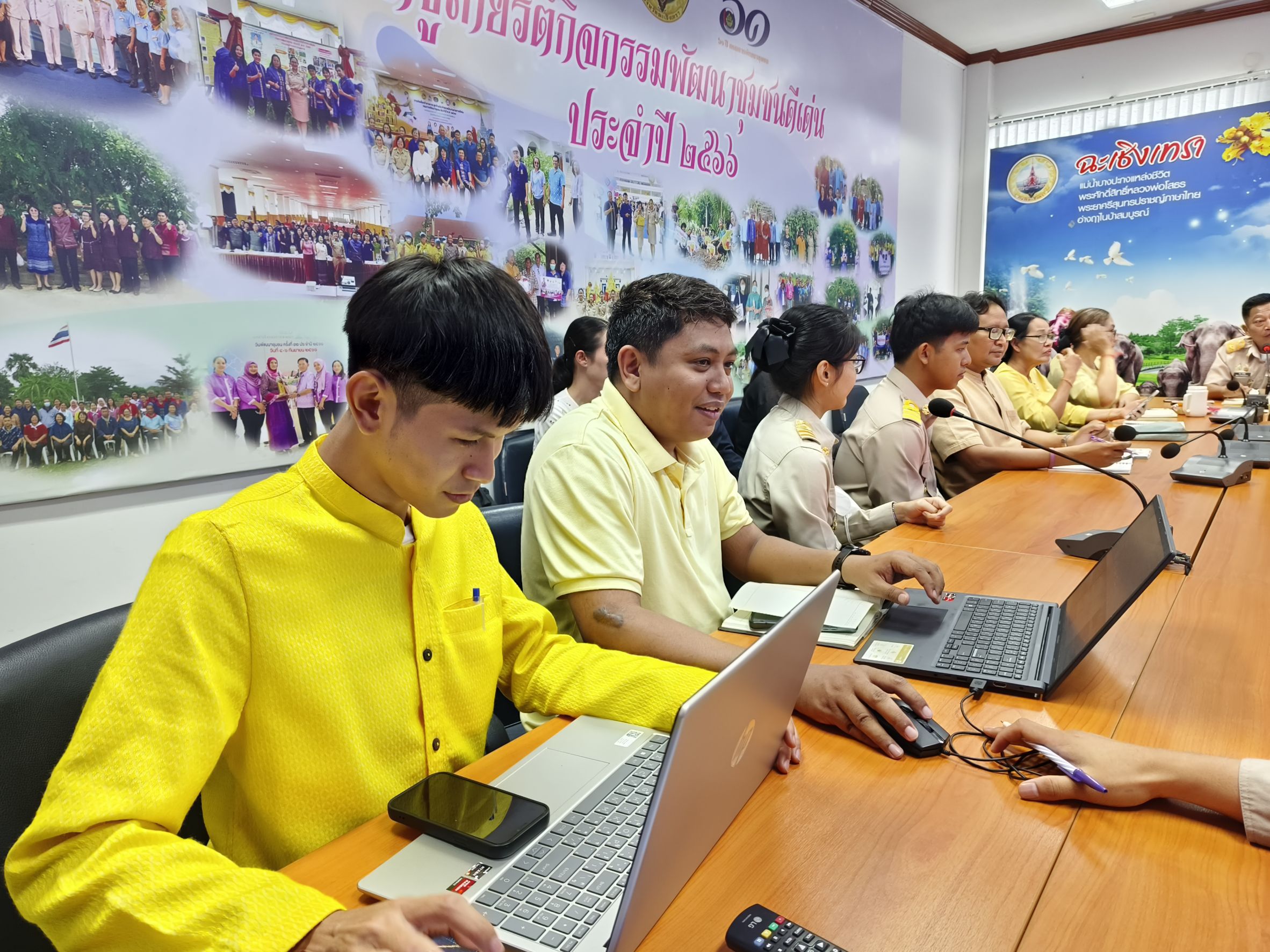 “Monday Talk!” การประชุมติดตามผลการดำเนินงาน พร้อมต้อนรับนักวิชาการพัฒนาชุมชนบรรจุใหม่ เข้ารายงานตัวต่อรองผู้ว่าราชการจังหวัดฉะเชิงเทรา