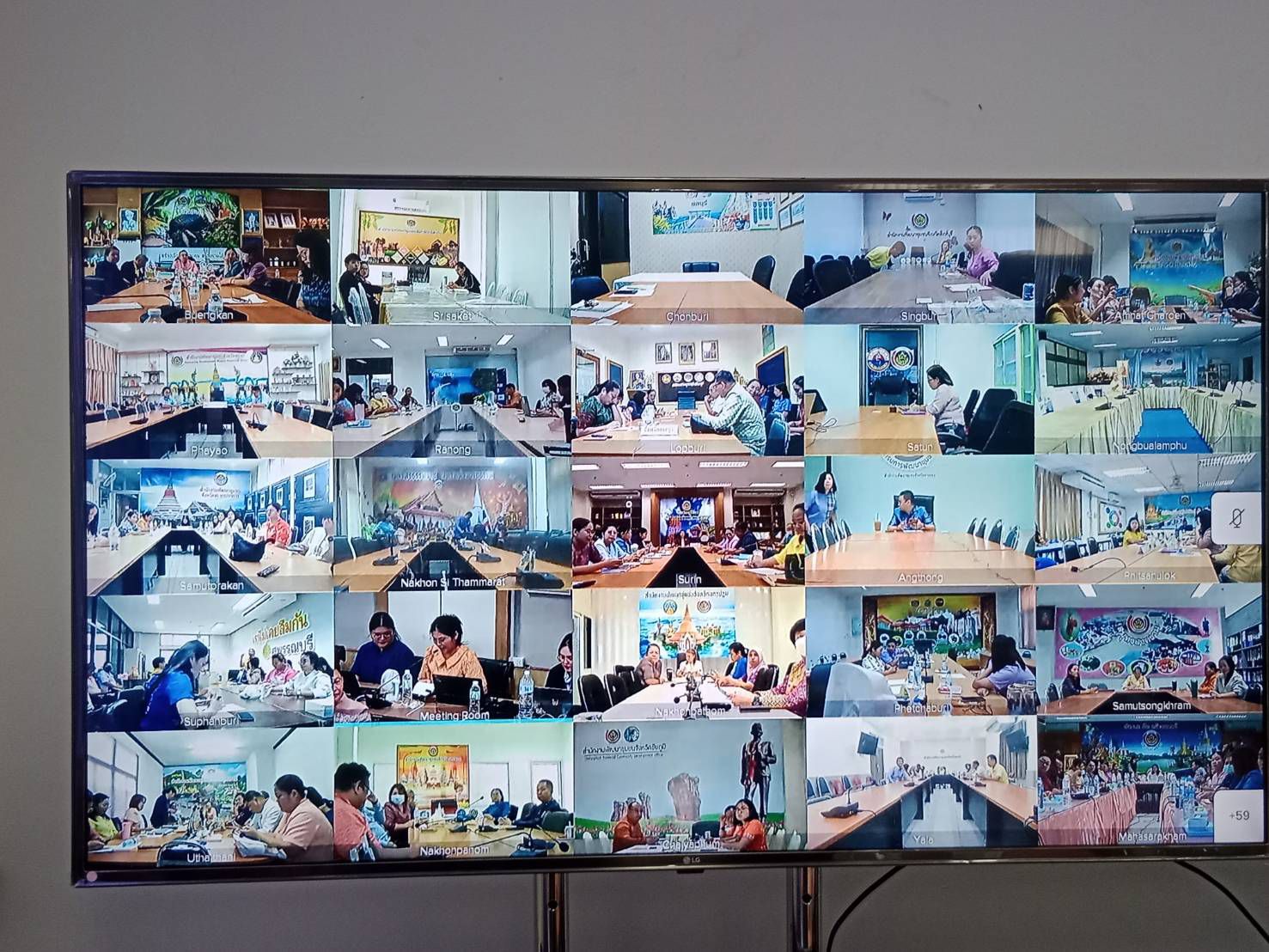 พช. แปดริ้ว ร่วมขับเคลื่อนโครงการถ่ายทอดองค์ความรู้การเป็นพี่เลี้ยงพัฒนากร เสริมแกร่ง “คน พช.” เก่ง ดี มีความสุข ด้วยหัวใจพัฒนาชุมชน