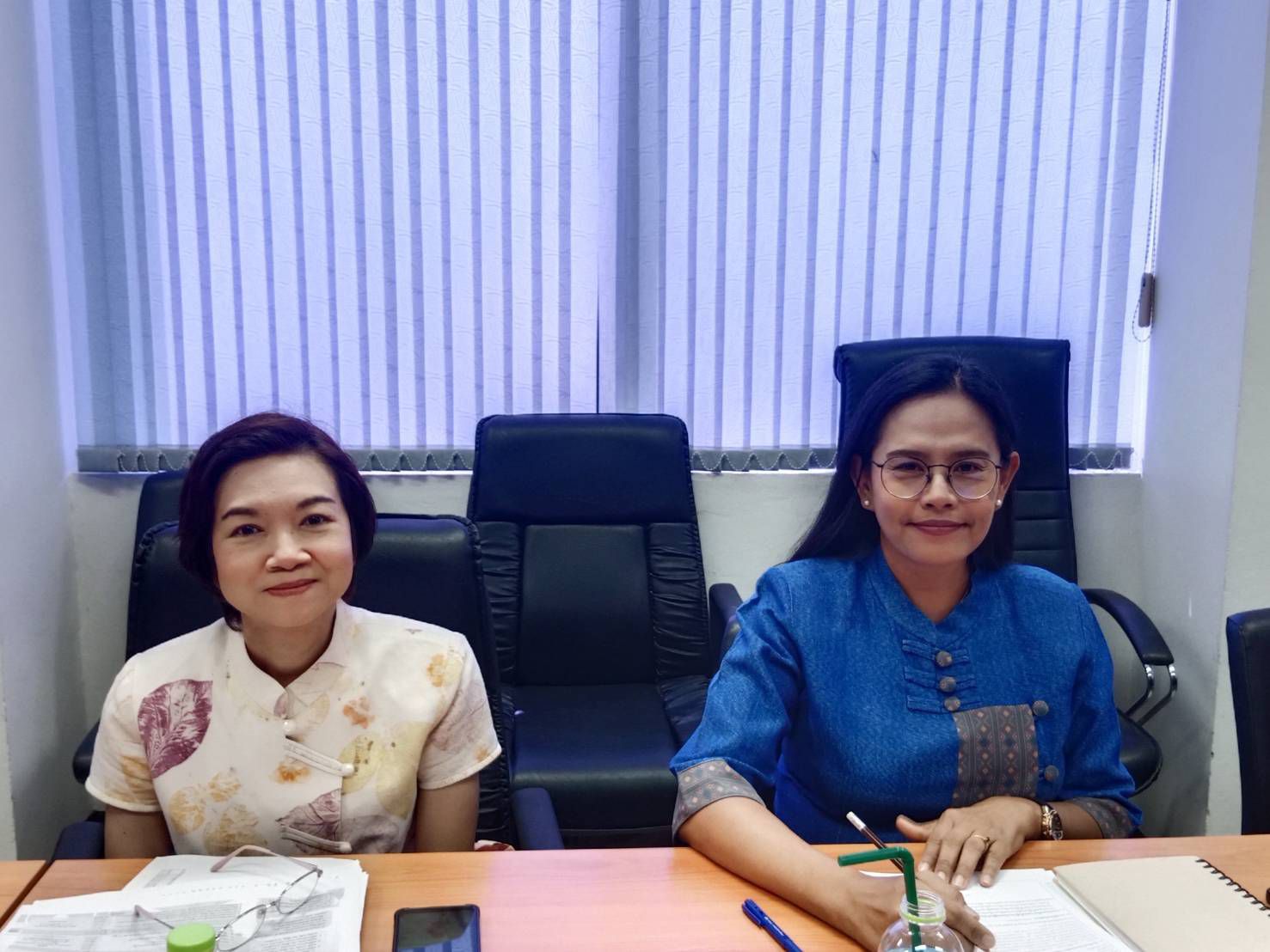 พช. แปดริ้ว ร่วมขับเคลื่อนโครงการถ่ายทอดองค์ความรู้การเป็นพี่เลี้ยงพัฒนากร เสริมแกร่ง “คน พช.” เก่ง ดี มีความสุข ด้วยหัวใจพัฒนาชุมชน