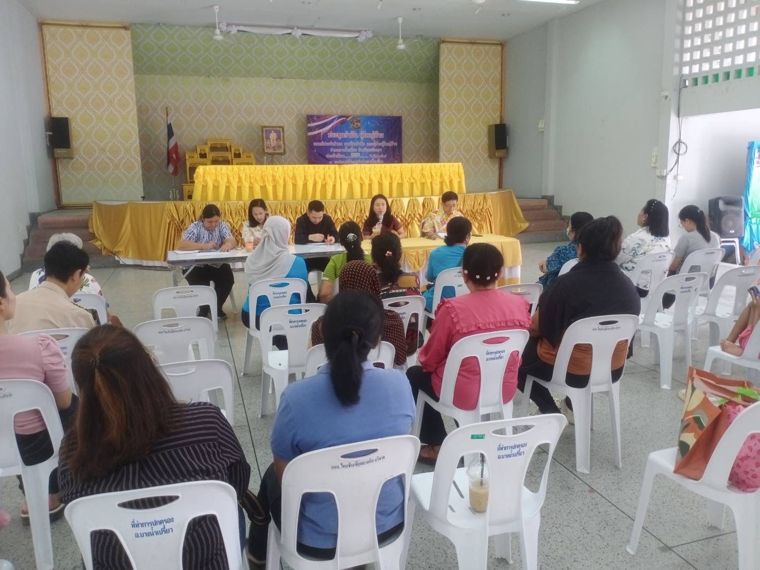พช.แปดริ้ว ปูพรมติดตามหนี้! เสริมโอกาสใหม่แก่ลูกหนี้กองทุนพัฒนาบทบาทสตรี เดินหน้ากระบวนการไกล่เกลี่ยข้อพิพาท ครบทั้ง 11 อำเภอของฉะเชิงเทรา ⚖️✨