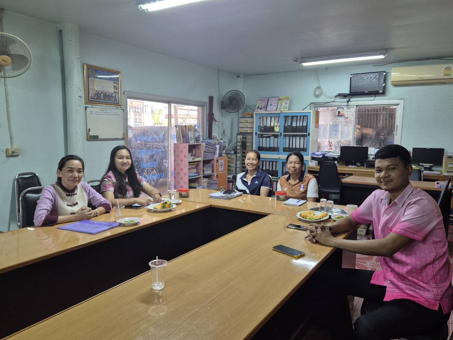 🥬พช.ฉะเชิงเทรา ติดตามการดำเนินงานตามโครงการ 9 : 10 ปฏิบัติบูชา “สืบสาน รักษา ต่อยอด” เพื่อพัฒนาชุมชน ณ บ้านปลายคลอง 18