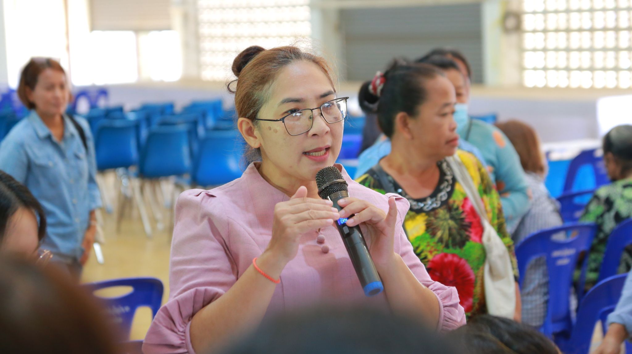 🤝💰 พช.ฉะเชิงเทรา ผนึกกำลังไกล่เกลี่ยหนี้ กองทุนพัฒนาบทบาทสตรี สำเร็จ 38 โครงการ รวมกว่า 2.95 ล้านบาท ✨