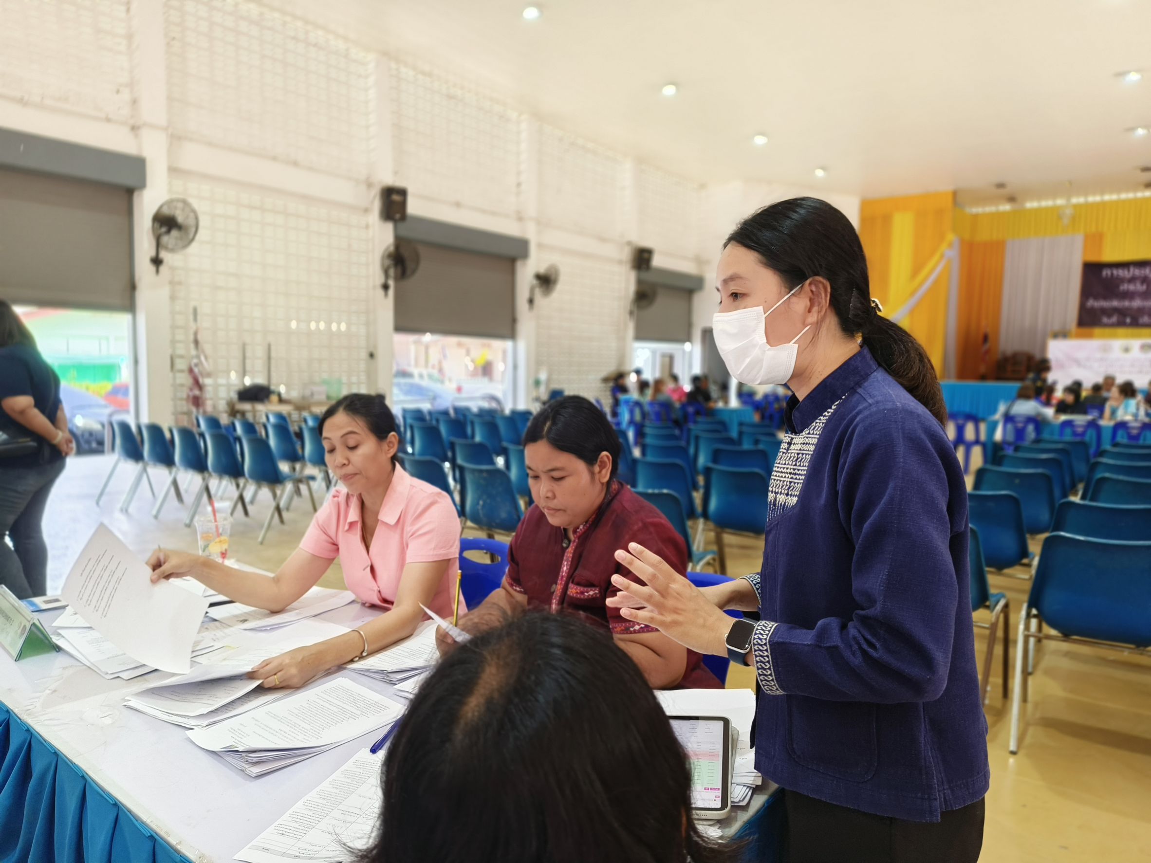 🤝💰 พช.ฉะเชิงเทรา ผนึกกำลังไกล่เกลี่ยหนี้ กองทุนพัฒนาบทบาทสตรี สำเร็จ 38 โครงการ รวมกว่า 2.95 ล้านบาท ✨