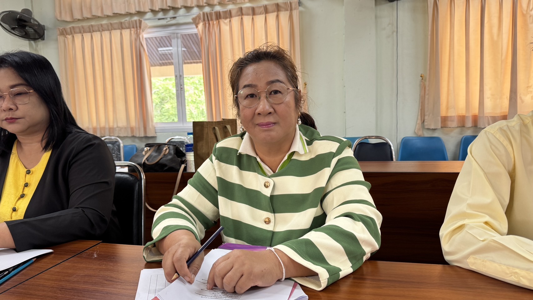 พช.ฉะเชิงเทรา เดินหน้าคัดสรรกิจกรรมพัฒนาชุมชนและคนกองทุนพัฒนาบทบาทสตรีดีเด่น ปี ๖๘ (วันที่สอง)