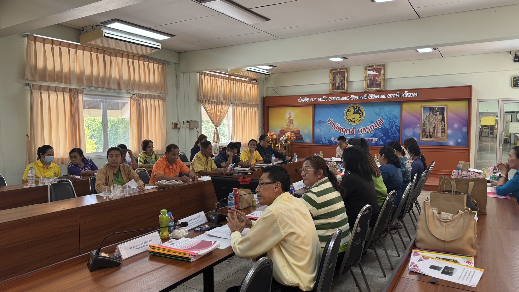 พช.ฉะเชิงเทรา เดินหน้าคัดสรรกิจกรรมพัฒนาชุมชนและคนกองทุนพัฒนาบทบาทสตรีดีเด่น ปี ๖๘ (วันที่สอง)