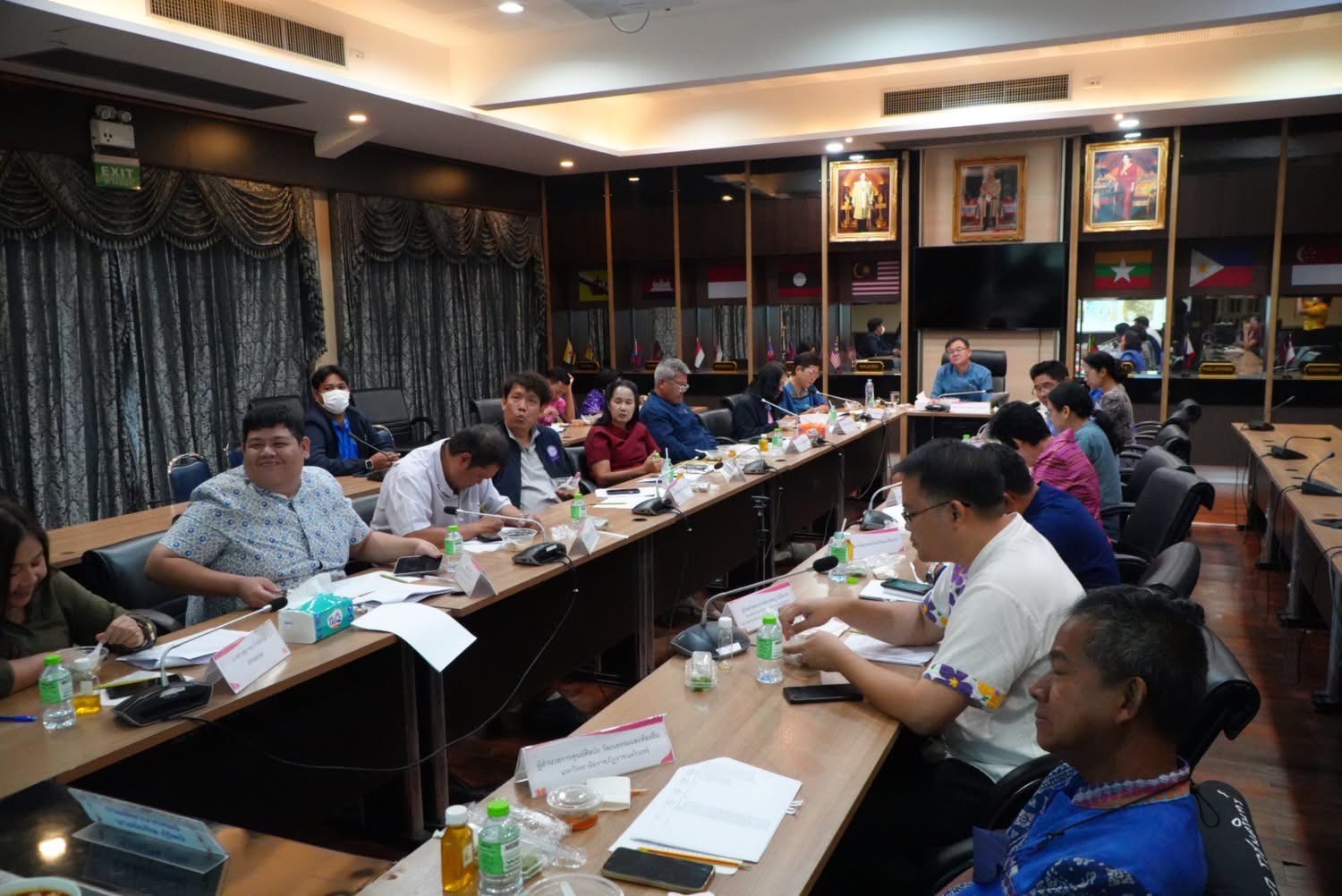 🎡พช.ฉะเชิงเทรา ร่วมประชุมคณะกรรมการคัดเลือกเมนูอาหารถิ่นของจังหวัดฉะเชิงเทรา โครงการส่งเสริมและพัฒนายกระดับอาหารถิ่น สู่มรดกทางวัฒนธรรมและอัตลักษณ์ความเป็นไทย (Thailand Best Local Food) “รสชาติที่หายไป The Lost Taste“ ประจำปีงบประมาณ พ.ศ.2568 จังหวัดฉะเชิงเทรา ครั้งที่ 1/2568