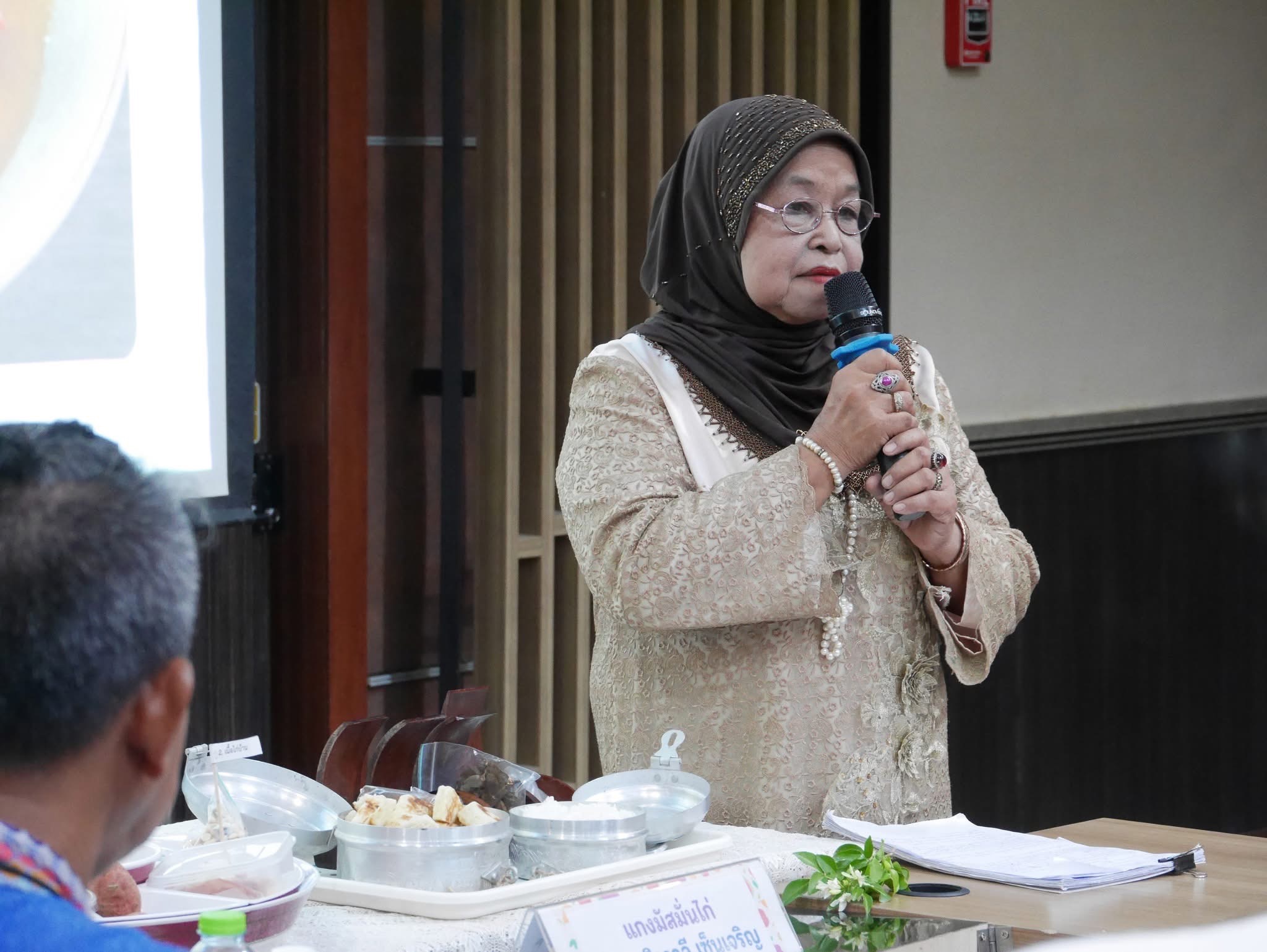 🎡พช.ฉะเชิงเทรา ร่วมประชุมคณะกรรมการคัดเลือกเมนูอาหารถิ่นของจังหวัดฉะเชิงเทรา โครงการส่งเสริมและพัฒนายกระดับอาหารถิ่น สู่มรดกทางวัฒนธรรมและอัตลักษณ์ความเป็นไทย (Thailand Best Local Food) “รสชาติที่หายไป The Lost Taste“ ประจำปีงบประมาณ พ.ศ.2568 จังหวัดฉะเชิงเทรา ครั้งที่ 1/2568