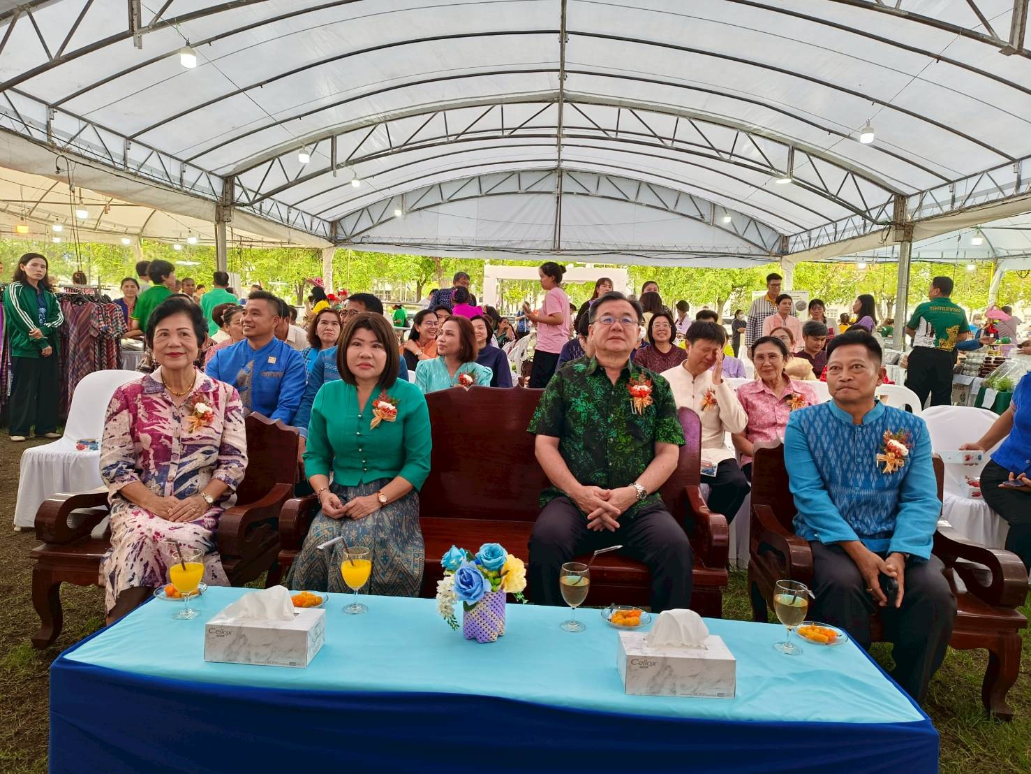 🛍️พช.ฉะเชิงเทรา เปิดกิจกรรมทดสอบตลาด “มหกรรมสินค้าชุมชน OTOP ของดี 8 ริ้ว” ตามโครงการส่งเสริมกระบวนการเครือข่ายองค์ความรู้  (Knowledge – Based OTOP : KBO) จังหวัด และโครงการพัฒนาผลิตภัณฑ์ OTOP กลุ่มปรับตัวสู่การพัฒนา (Quadrant D) ให้มีคุณภาพมาตรฐาน