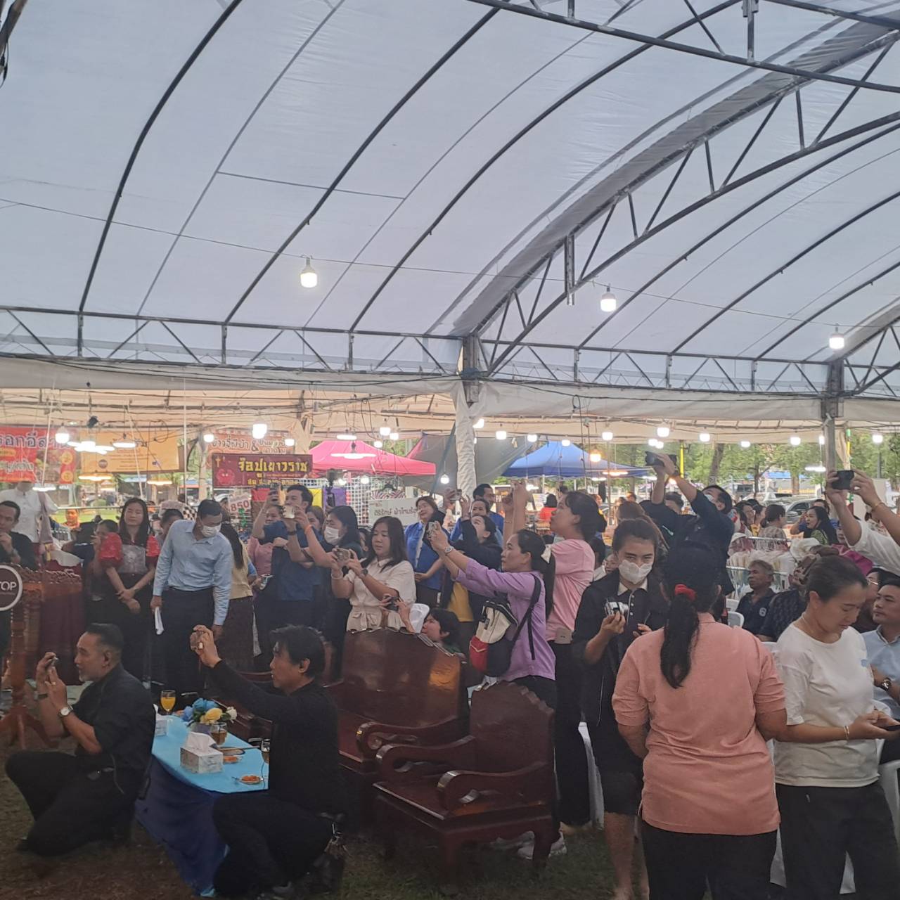 🛍️พช.ฉะเชิงเทรา เปิดกิจกรรมทดสอบตลาด “มหกรรมสินค้าชุมชน OTOP ของดี 8 ริ้ว” ตามโครงการส่งเสริมกระบวนการเครือข่ายองค์ความรู้  (Knowledge – Based OTOP : KBO) จังหวัด และโครงการพัฒนาผลิตภัณฑ์ OTOP กลุ่มปรับตัวสู่การพัฒนา (Quadrant D) ให้มีคุณภาพมาตรฐาน